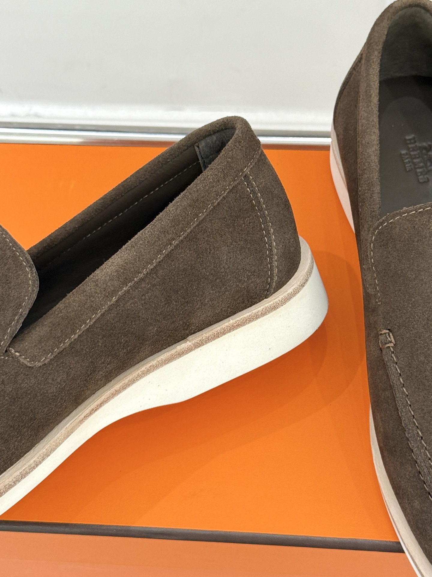 男码＋10Hermès/爱马仕25WF新品复古情侣款乐福鞋爱情—是岁月长河里的熠熠星辰而这双乐福鞋则是这