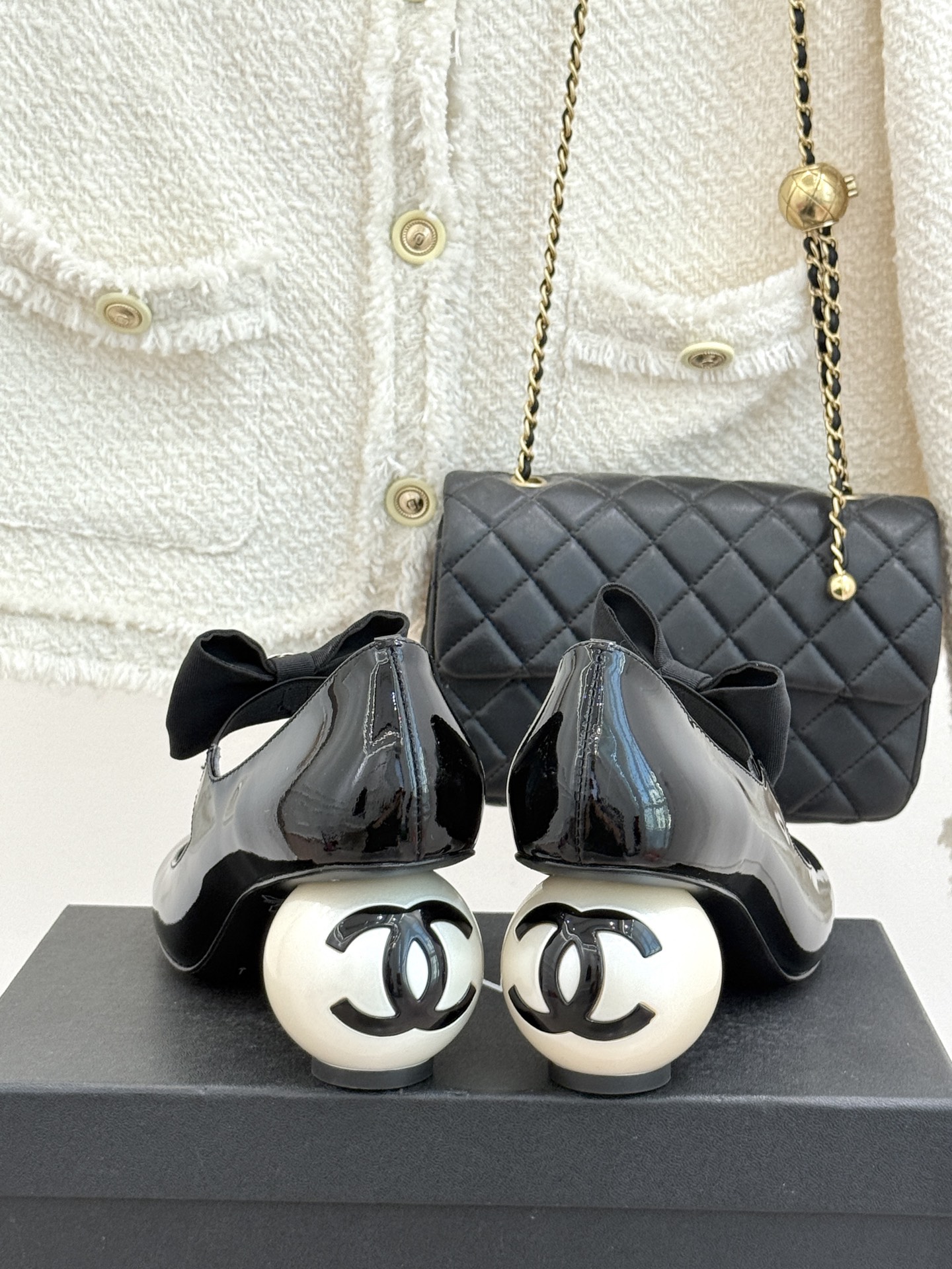 CHANE*｜小香经典双C巨型珍珠蝴蝶结粗跟玛丽珍鞋法式风情 真是美到心尖尖上啦！优雅又浪漫的仙女应该就