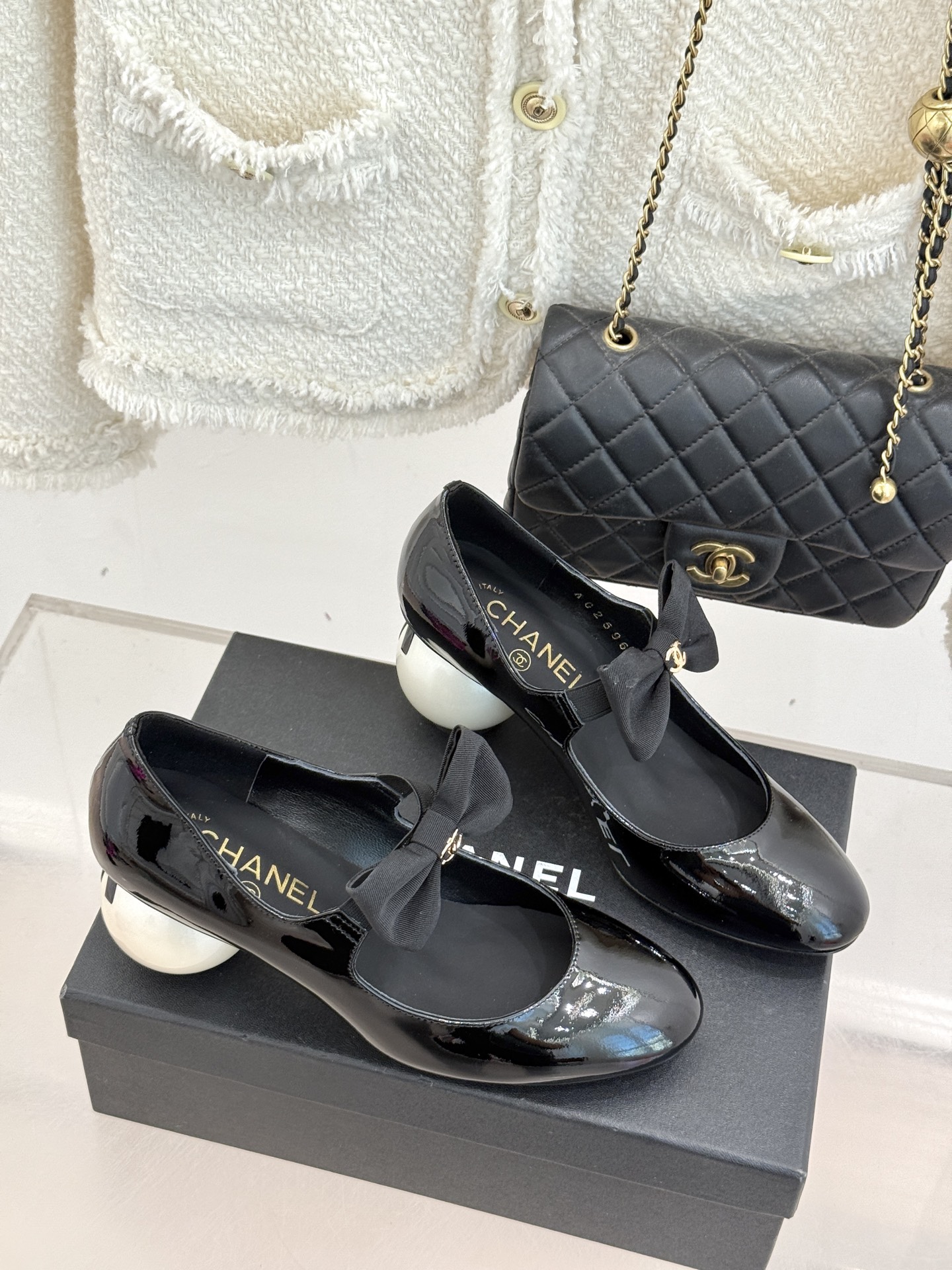 CHANE*｜小香经典双C巨型珍珠蝴蝶结粗跟玛丽珍鞋法式风情 真是美到心尖尖上啦！优雅又浪漫的仙女应该就