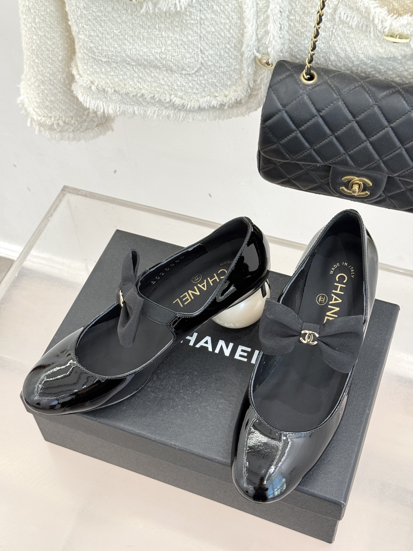 CHANE*｜小香经典双C巨型珍珠蝴蝶结粗跟玛丽珍鞋法式风情 真是美到心尖尖上啦！优雅又浪漫的仙女应该就