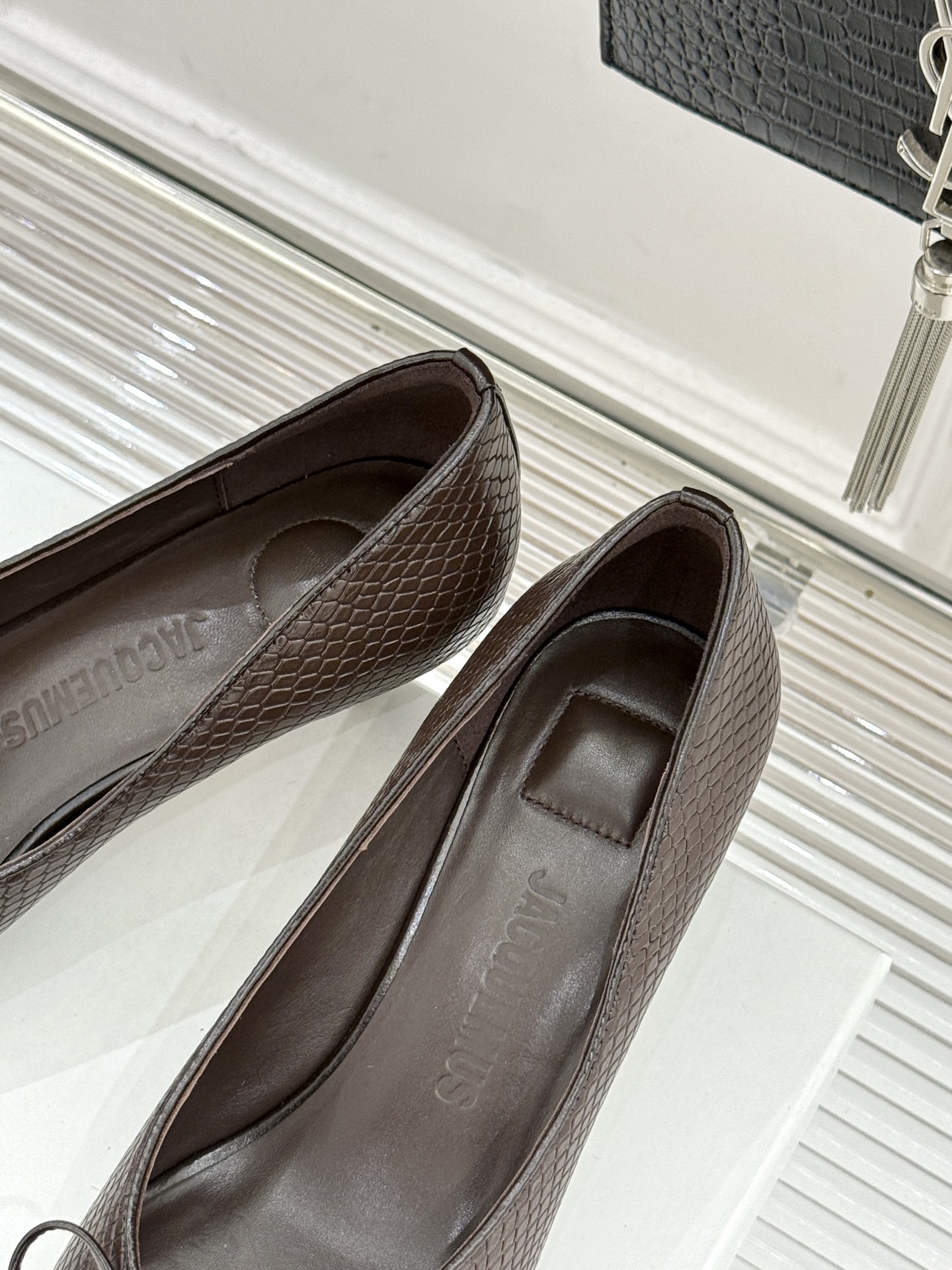 JACQUES 25WF新品蝴蝶结尖头猫跟高跟鞋单鞋当东方雅致与法式浪漫撞个满怀这双鞋以3.5cm猫跟为