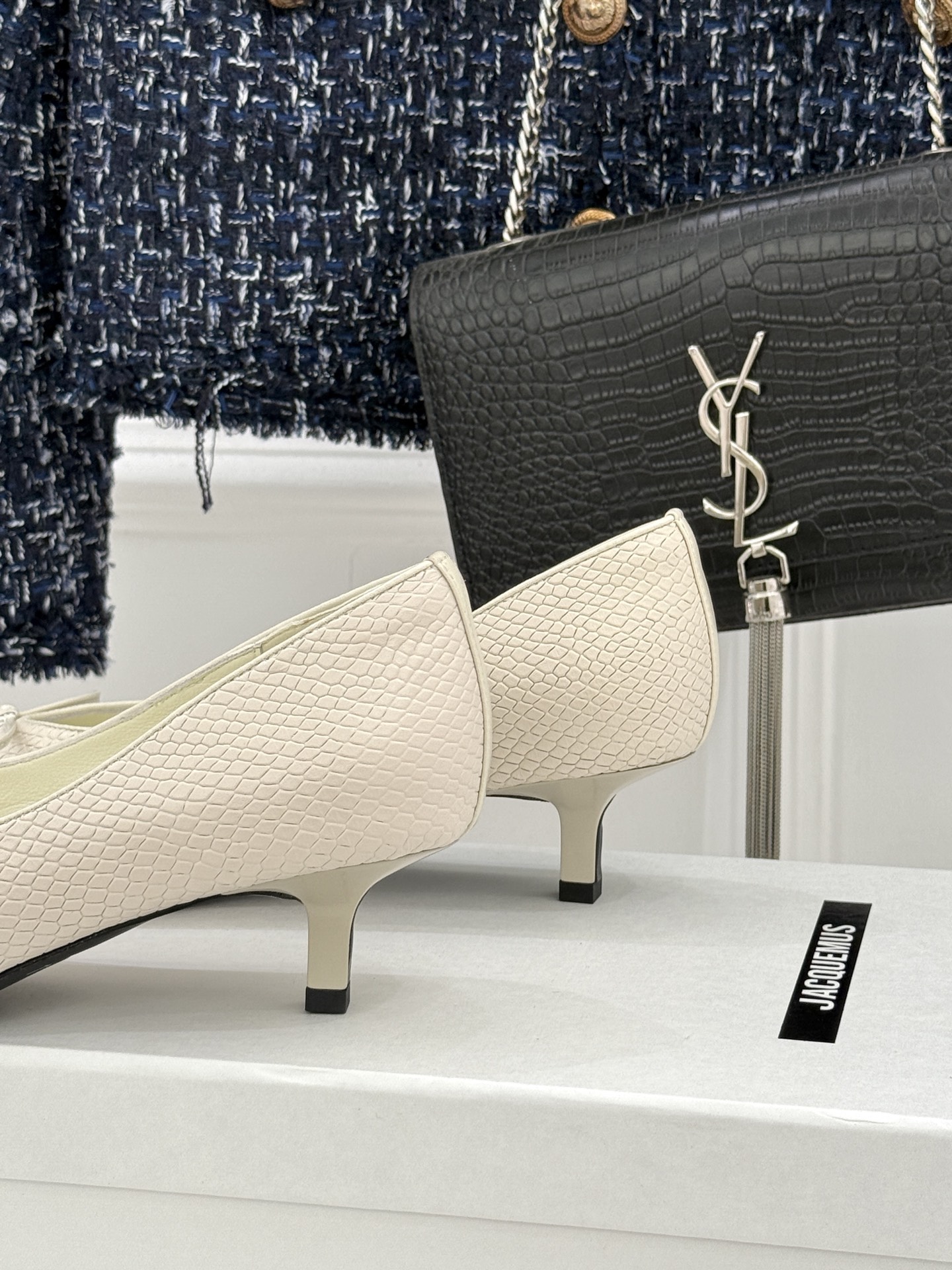 JACQUES 25WF新品蝴蝶结尖头猫跟高跟鞋单鞋当东方雅致与法式浪漫撞个满怀这双鞋以3.5cm猫跟为