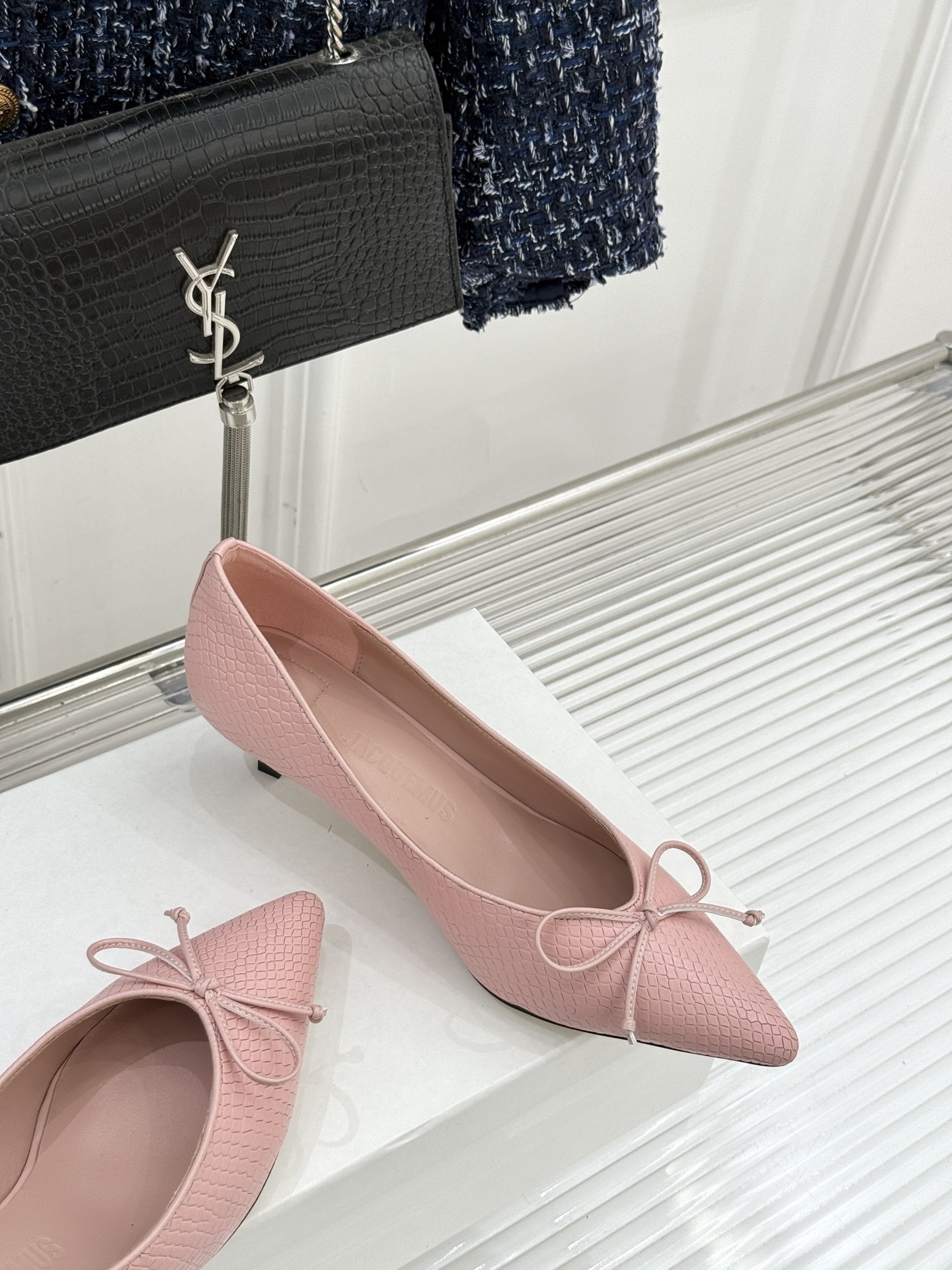 JACQUES 25WF新品蝴蝶结尖头猫跟高跟鞋单鞋当东方雅致与法式浪漫撞个满怀这双鞋以3.5cm猫跟为