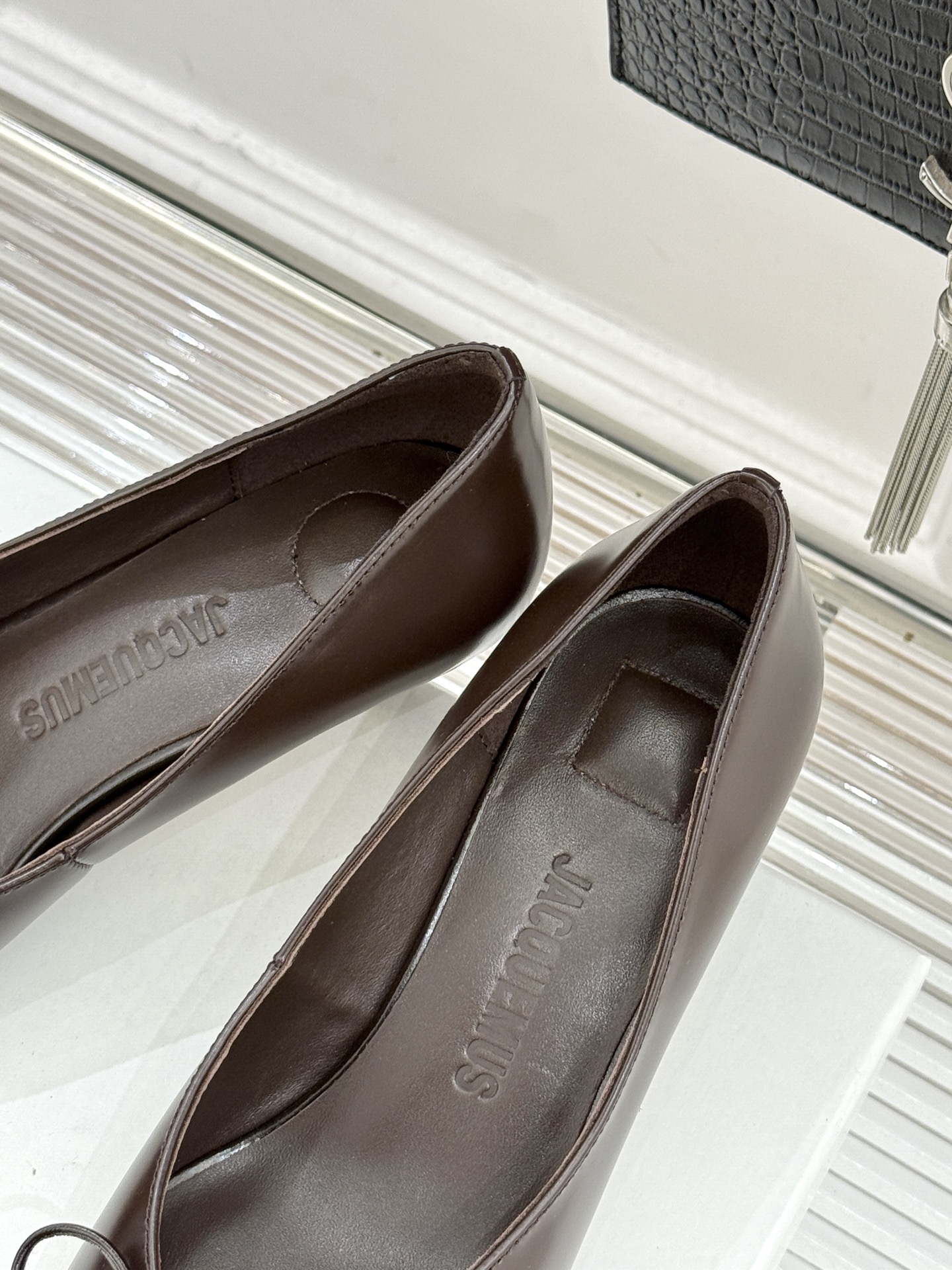 JACQUES 25WF新品蝴蝶结尖头猫跟高跟鞋单鞋当东方雅致与法式浪漫撞个满怀这双鞋以3.5cm猫跟为