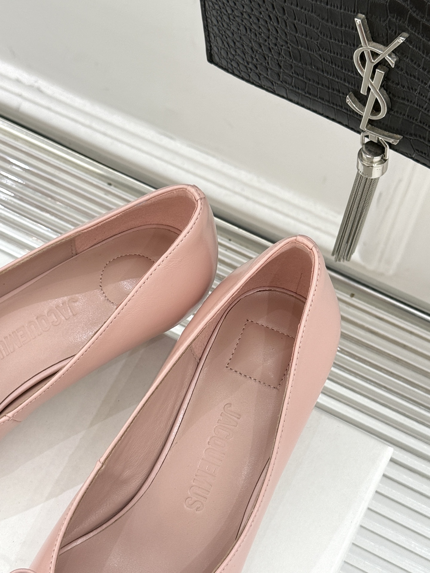 JACQUES 25WF新品蝴蝶结尖头猫跟高跟鞋单鞋当东方雅致与法式浪漫撞个满怀这双鞋以3.5cm猫跟为