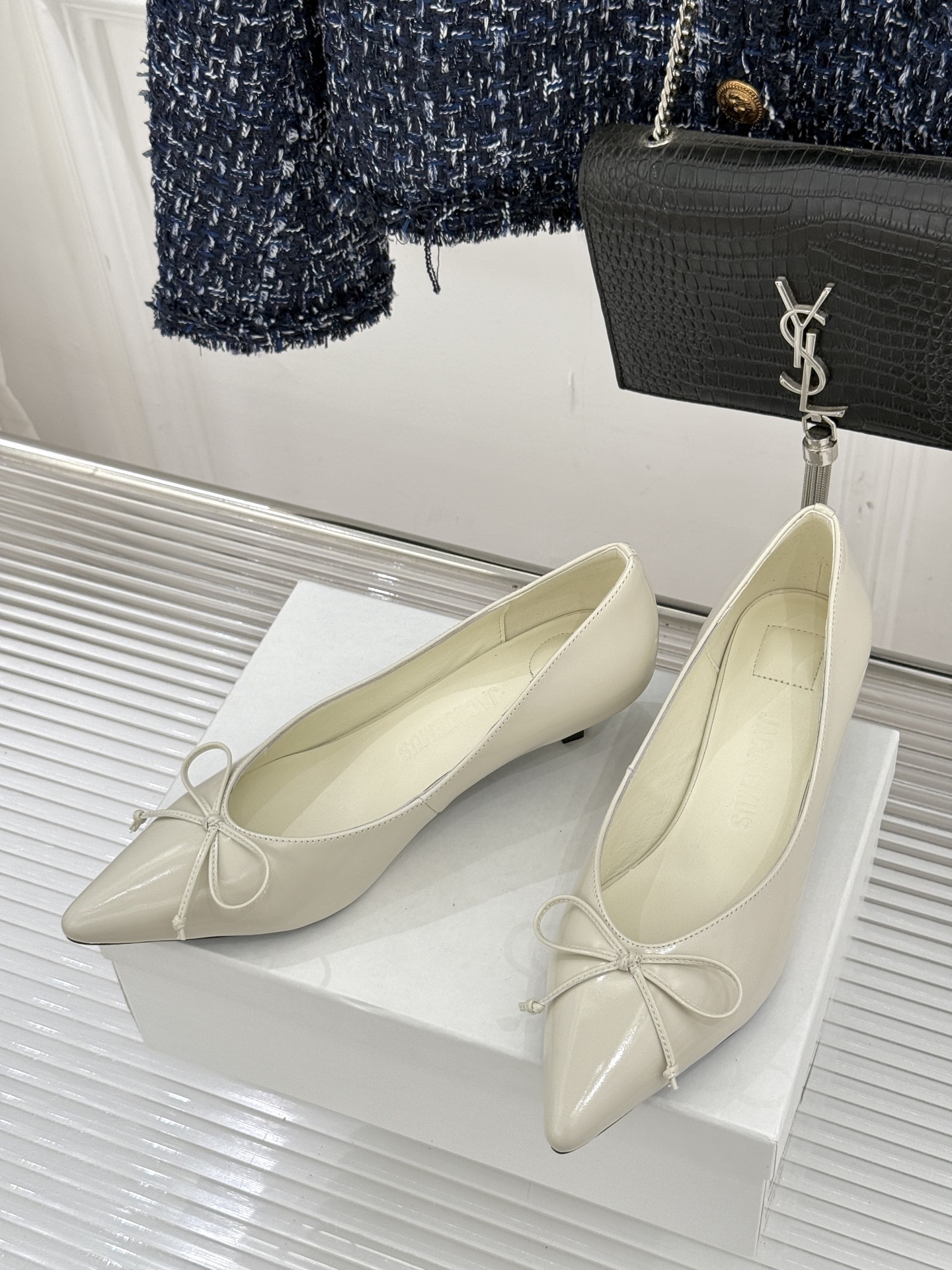 JACQUES 25WF新品蝴蝶结尖头猫跟高跟鞋单鞋当东方雅致与法式浪漫撞个满怀这双鞋以3.5cm猫跟为