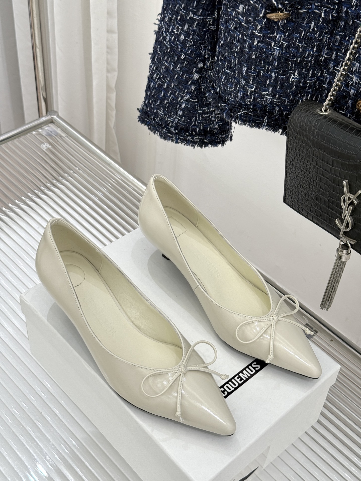 JACQUES 25WF新品蝴蝶结尖头猫跟高跟鞋单鞋当东方雅致与法式浪漫撞个满怀这双鞋以3.5cm猫跟为