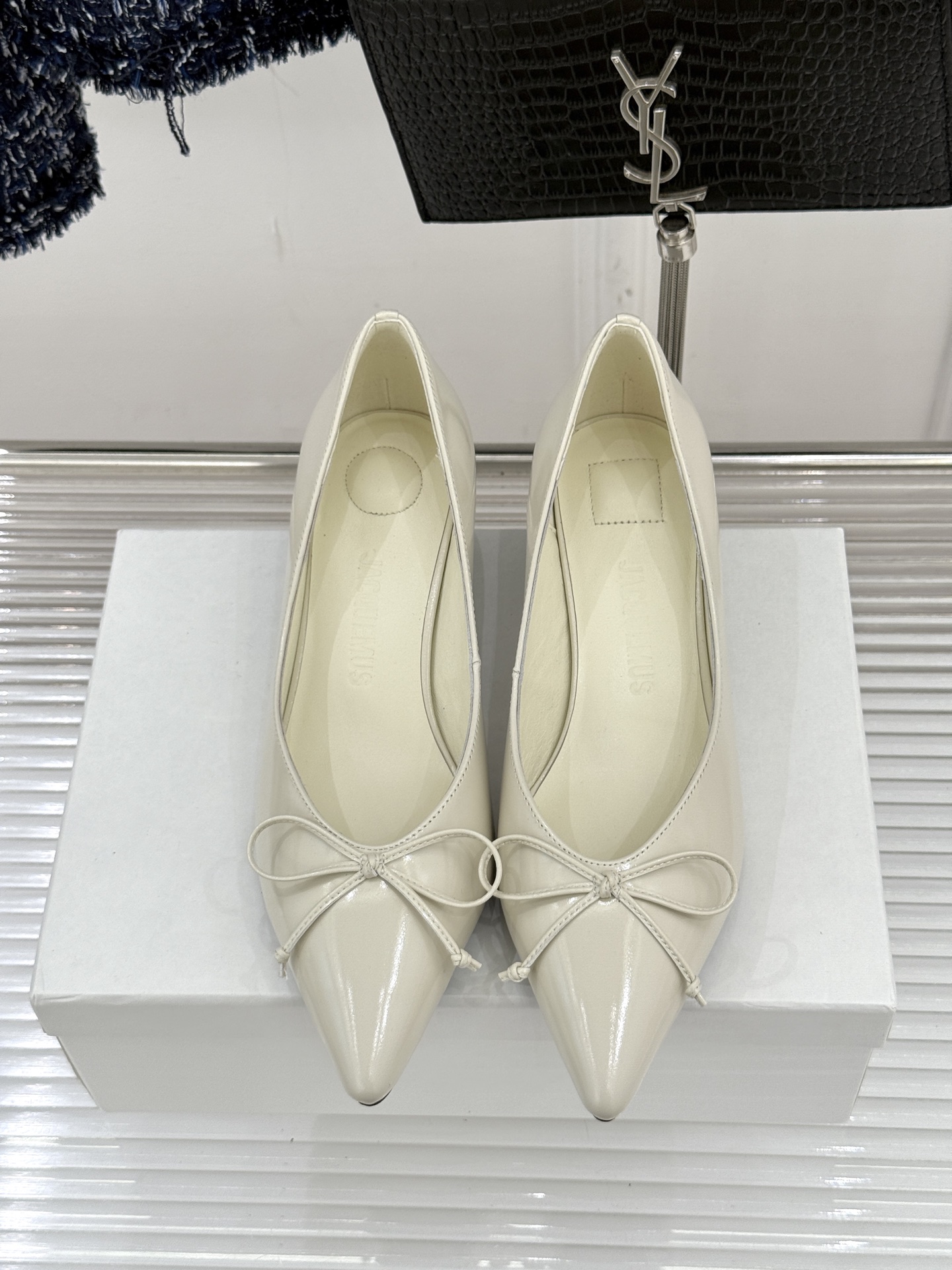 JACQUES 25WF新品蝴蝶结尖头猫跟高跟鞋单鞋当东方雅致与法式浪漫撞个满怀这双鞋以3.5cm猫跟为