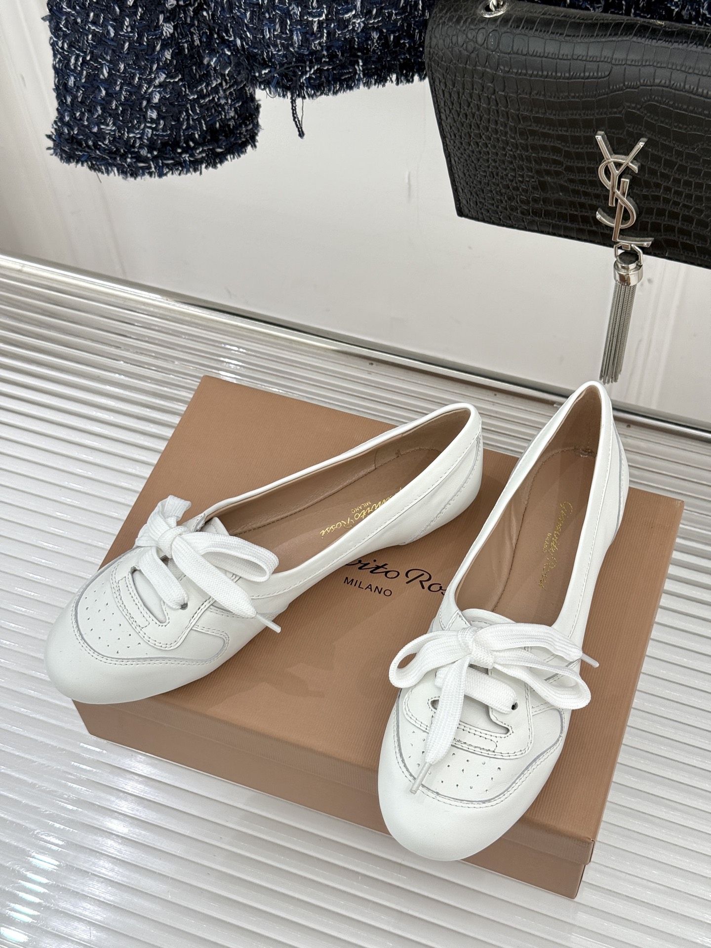 Gianvito Rossi｜26WF新品德训芭蕾舞鞋当意式复古优雅轻奢的极简美学碰撞德训鞋的复古与芭蕾