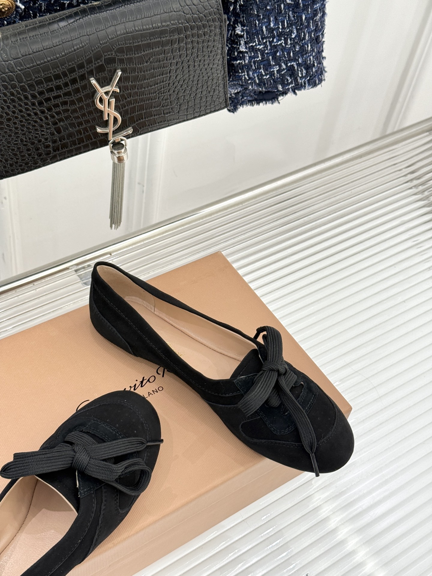 Gianvito Rossi｜26WF新品德训芭蕾舞鞋当意式复古优雅轻奢的极简美学碰撞德训鞋的复古与芭蕾