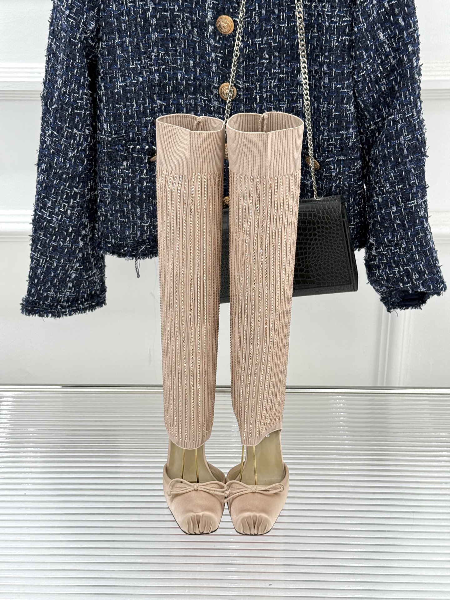 ChristinLouboutin/CL26WF新品猪鼻子蝴蝶结高跟袜子靴凉靴邂逅猪鼻子鞋头的复古巧思再