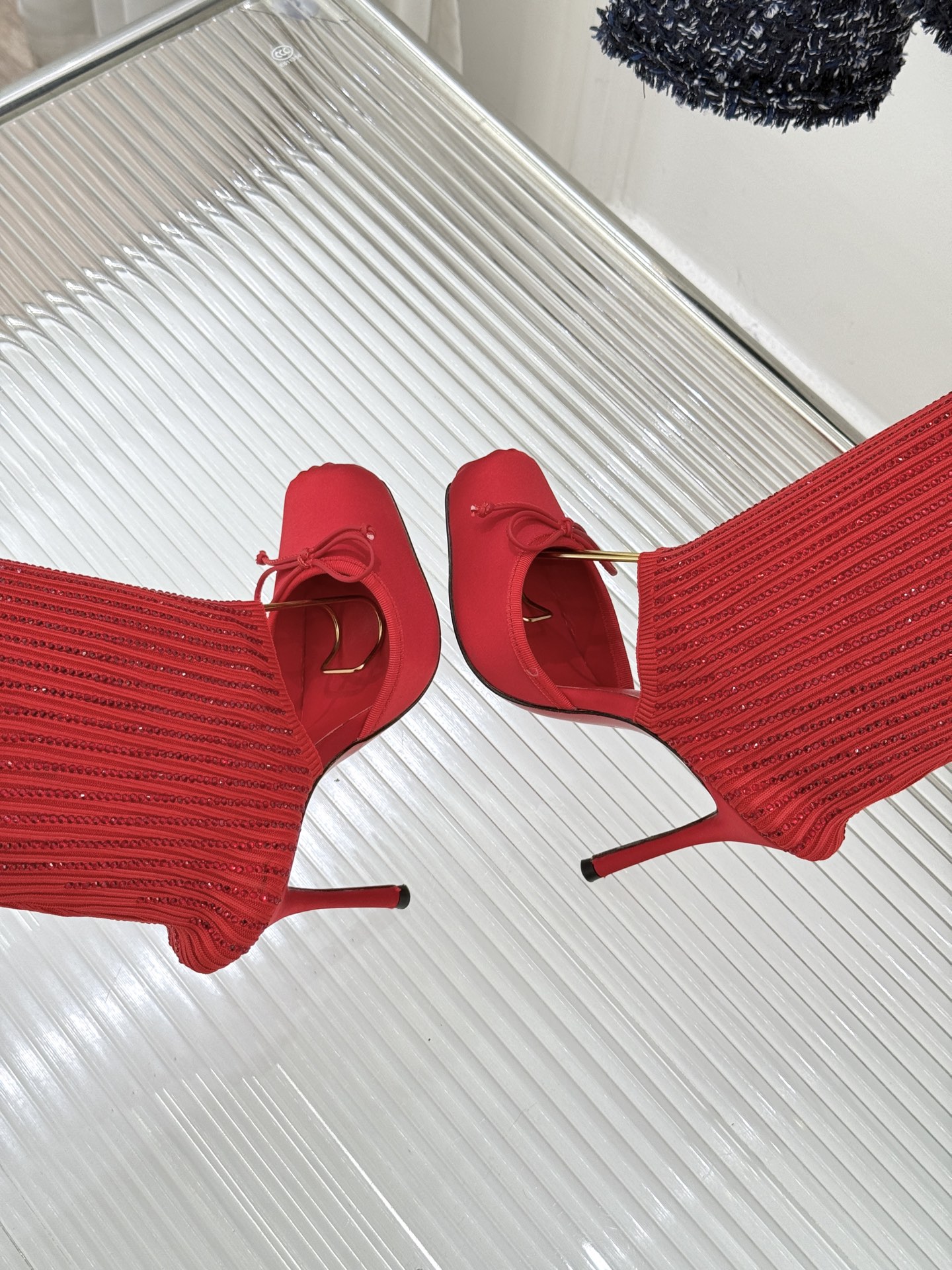 ChristinLouboutin/CL26WF新品猪鼻子蝴蝶结高跟袜子靴凉靴邂逅猪鼻子鞋头的复古巧思再