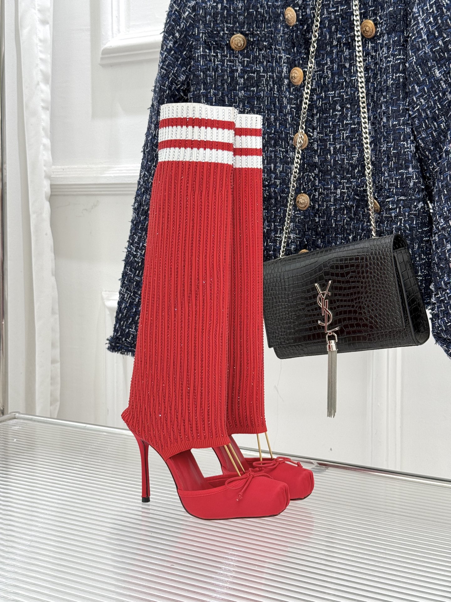 ChristinLouboutin/CL26WF新品猪鼻子蝴蝶结高跟袜子靴凉靴邂逅猪鼻子鞋头的复古巧思再