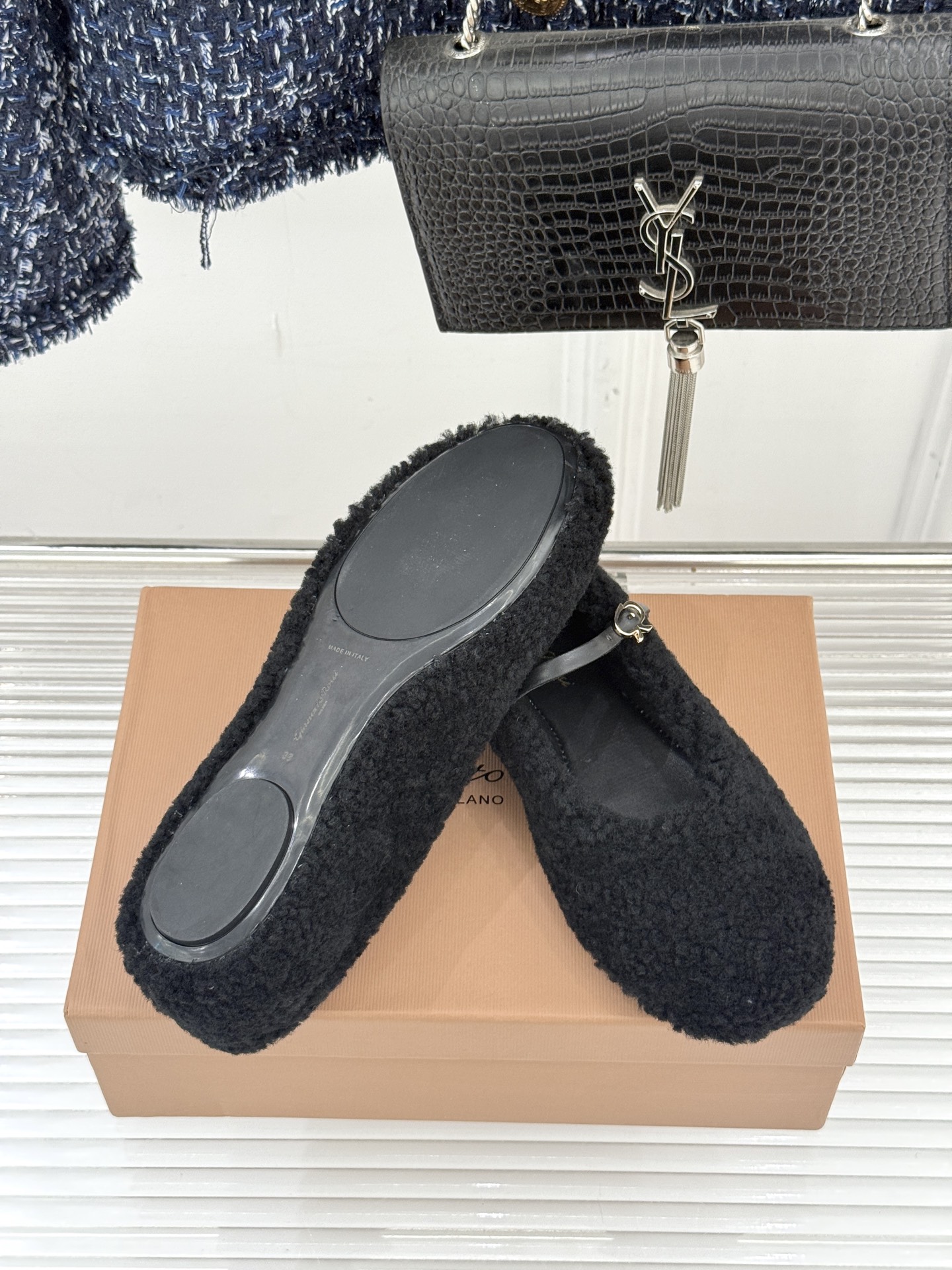 Gianvito Rossi/GR26WF新品玛丽珍皮里毛毛鞋当意式手工的矜贵邂逅秋冬的温柔暖意这双鞋以