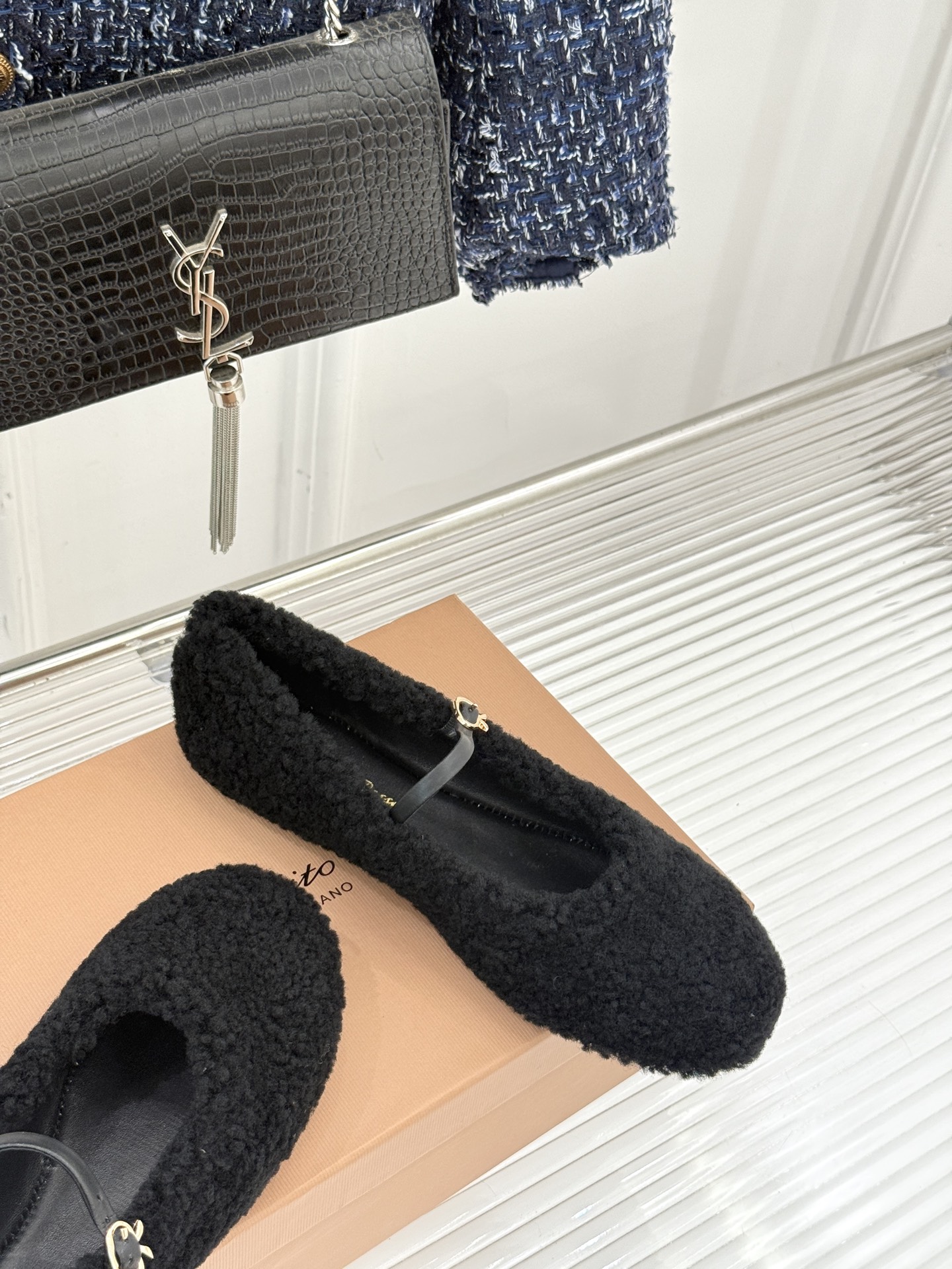 Gianvito Rossi/GR26WF新品玛丽珍皮里毛毛鞋当意式手工的矜贵邂逅秋冬的温柔暖意这双鞋以