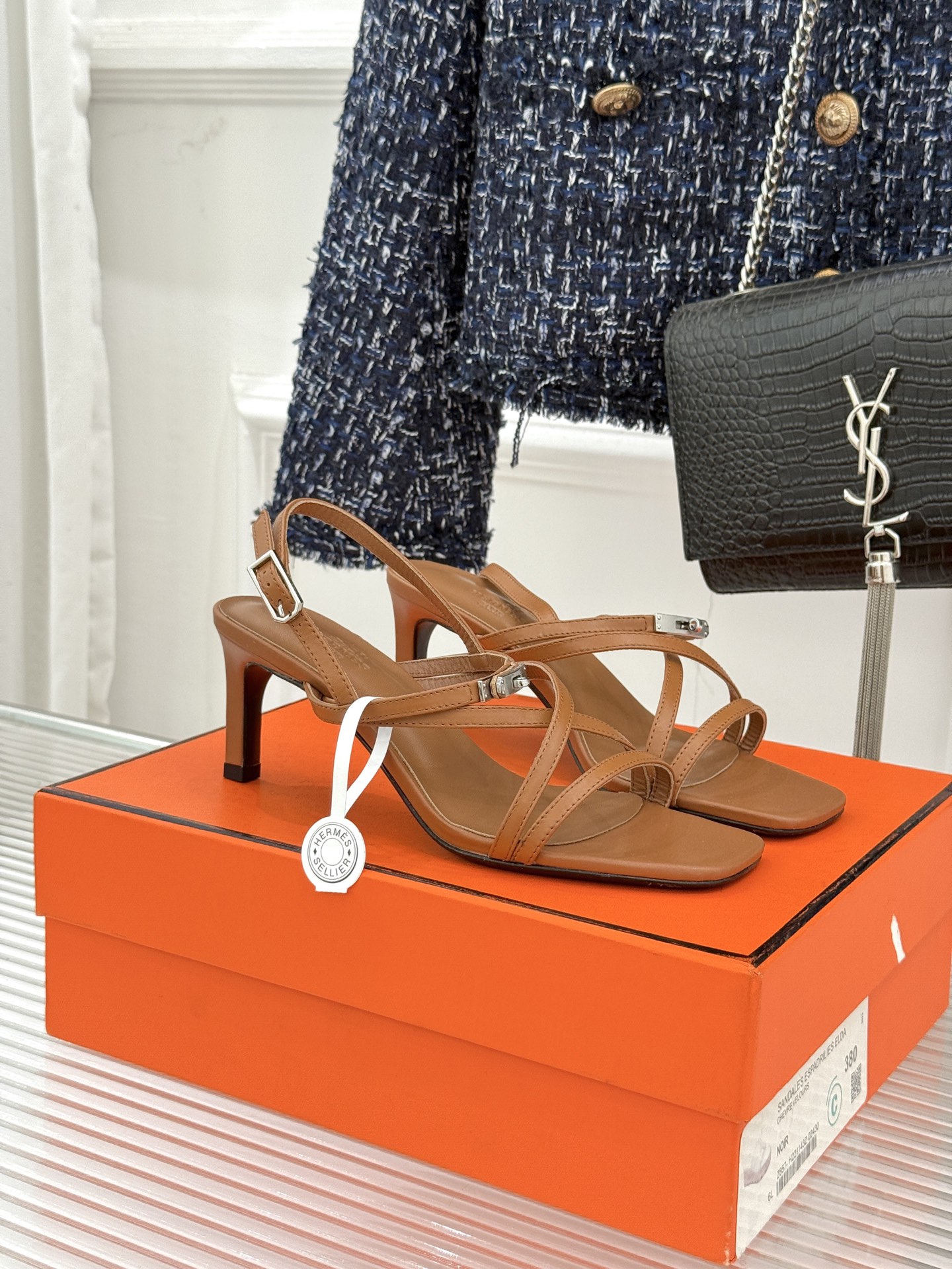 （配原版飞机盒）Hermès/爱马仕25WF新品Kelly扣细带猫跟凉鞋当Kelly包的传奇基因邂逅夏日