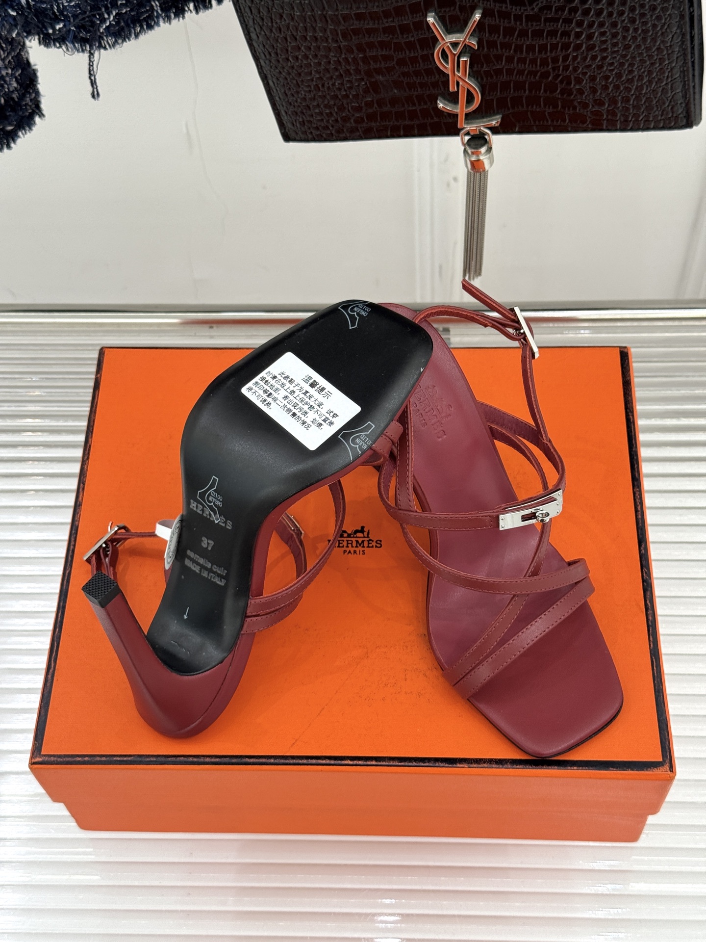 （配原版飞机盒）Hermès/爱马仕25WF新品Kelly扣细带猫跟凉鞋当Kelly包的传奇基因邂逅夏日