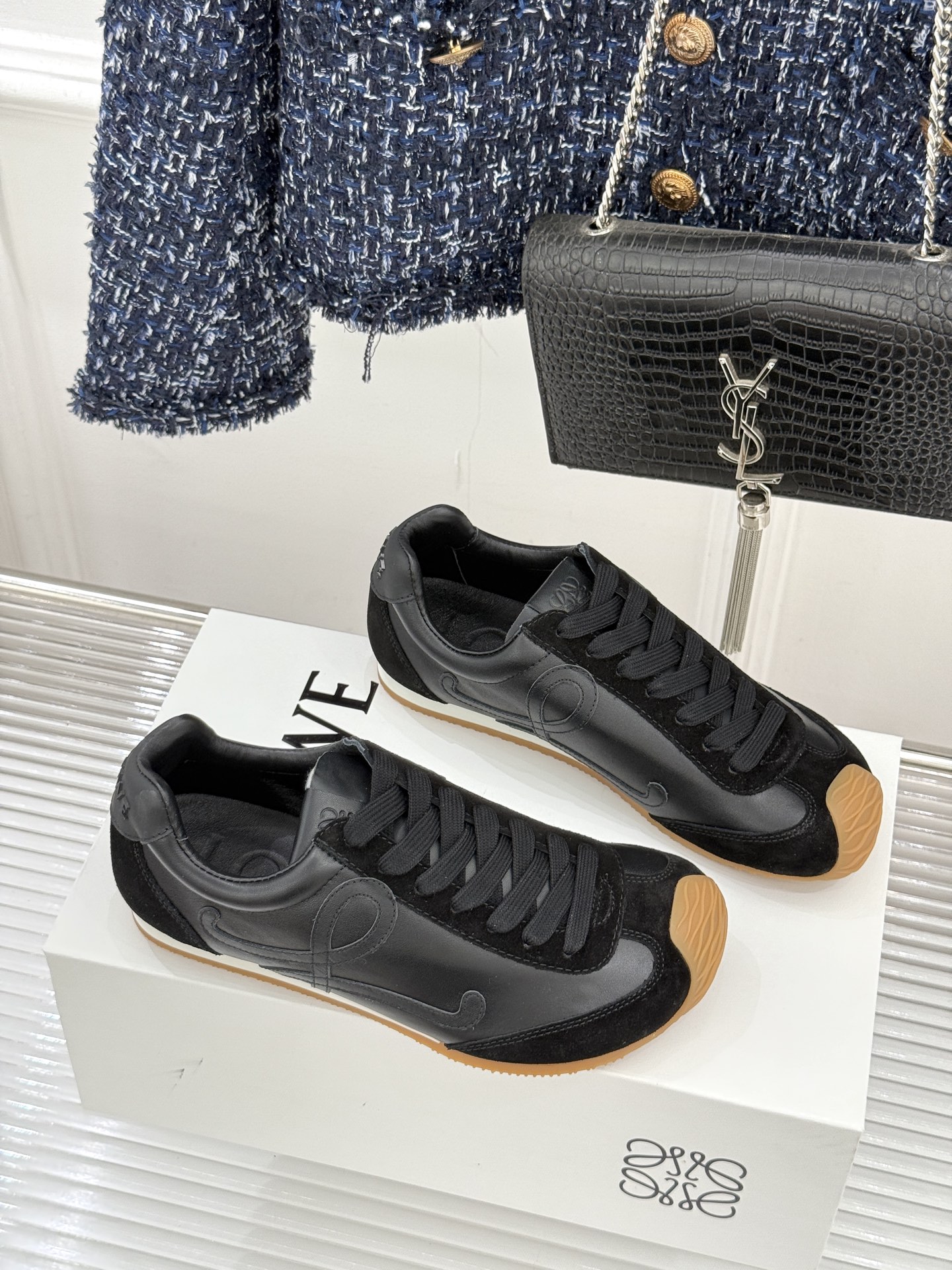 扣子＋10LOEWE/罗意威经典Ballet Runner2.0情侣款复古休闲运动德训鞋当德训鞋褪去街潮