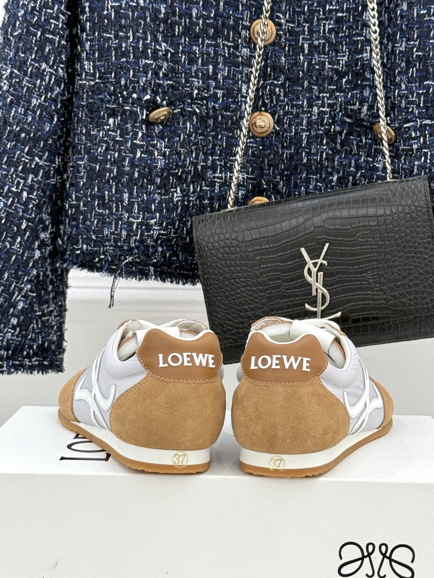 扣子＋10LOEWE/罗意威经典Ballet Runner2.0情侣款复古休闲运动德训鞋当德训鞋褪去街潮