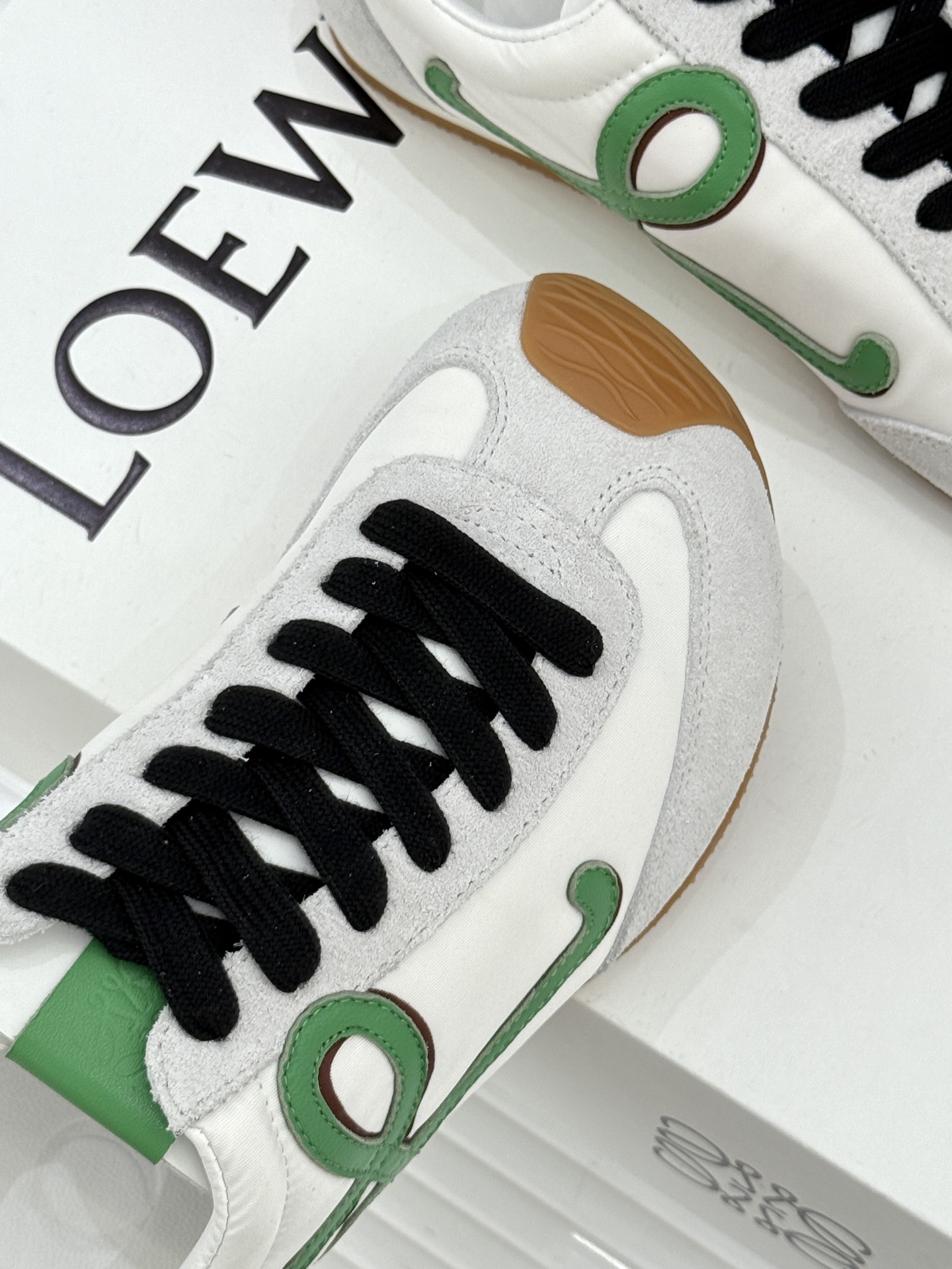 扣子＋10LOEWE/罗意威经典Ballet Runner2.0情侣款复古休闲运动德训鞋当德训鞋褪去街潮