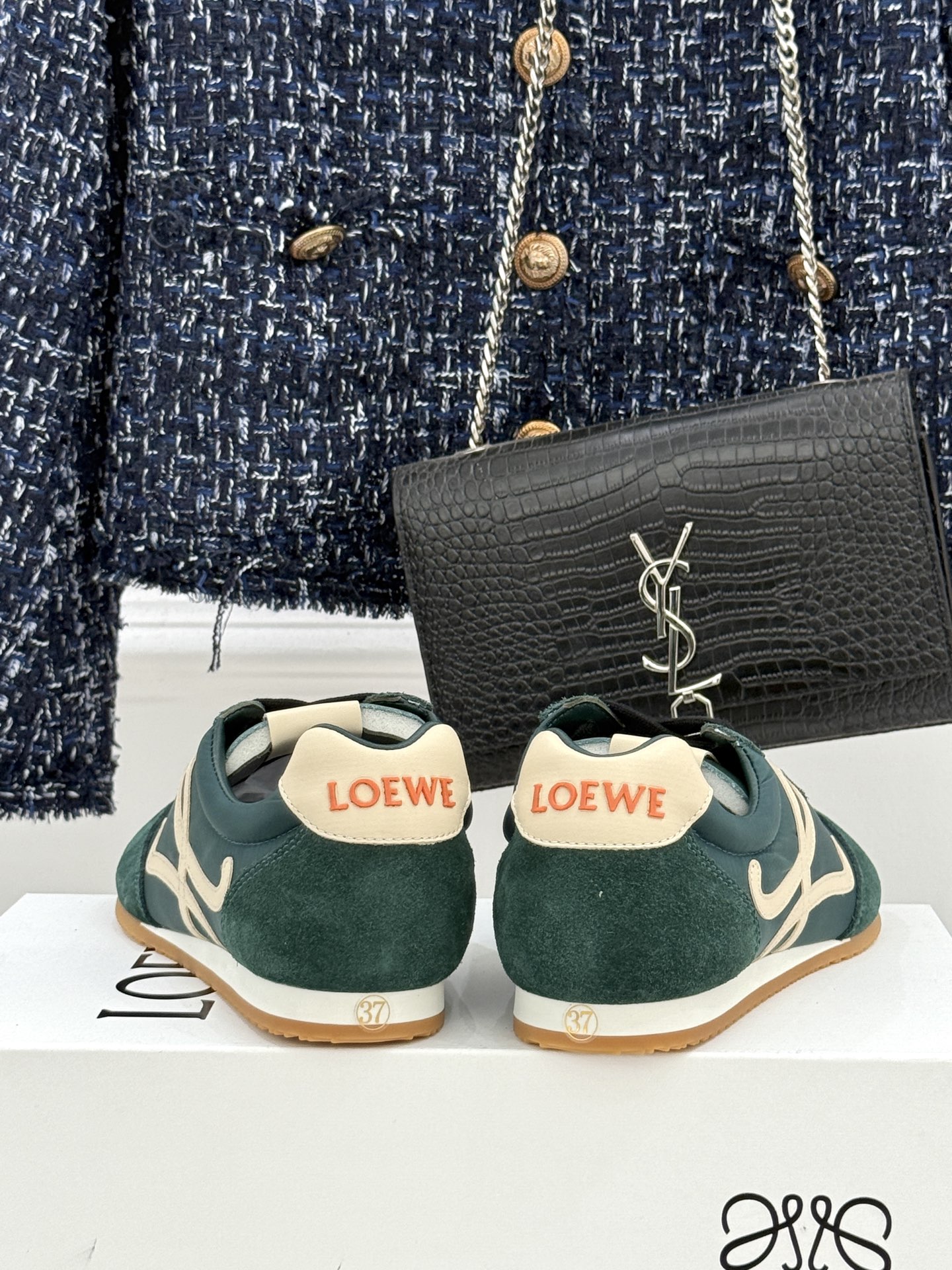 扣子＋10LOEWE/罗意威经典Ballet Runner2.0情侣款复古休闲运动德训鞋当德训鞋褪去街潮