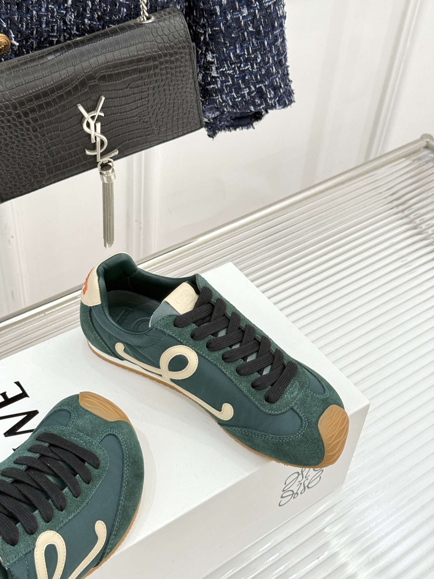 扣子＋10LOEWE/罗意威经典Ballet Runner2.0情侣款复古休闲运动德训鞋当德训鞋褪去街潮