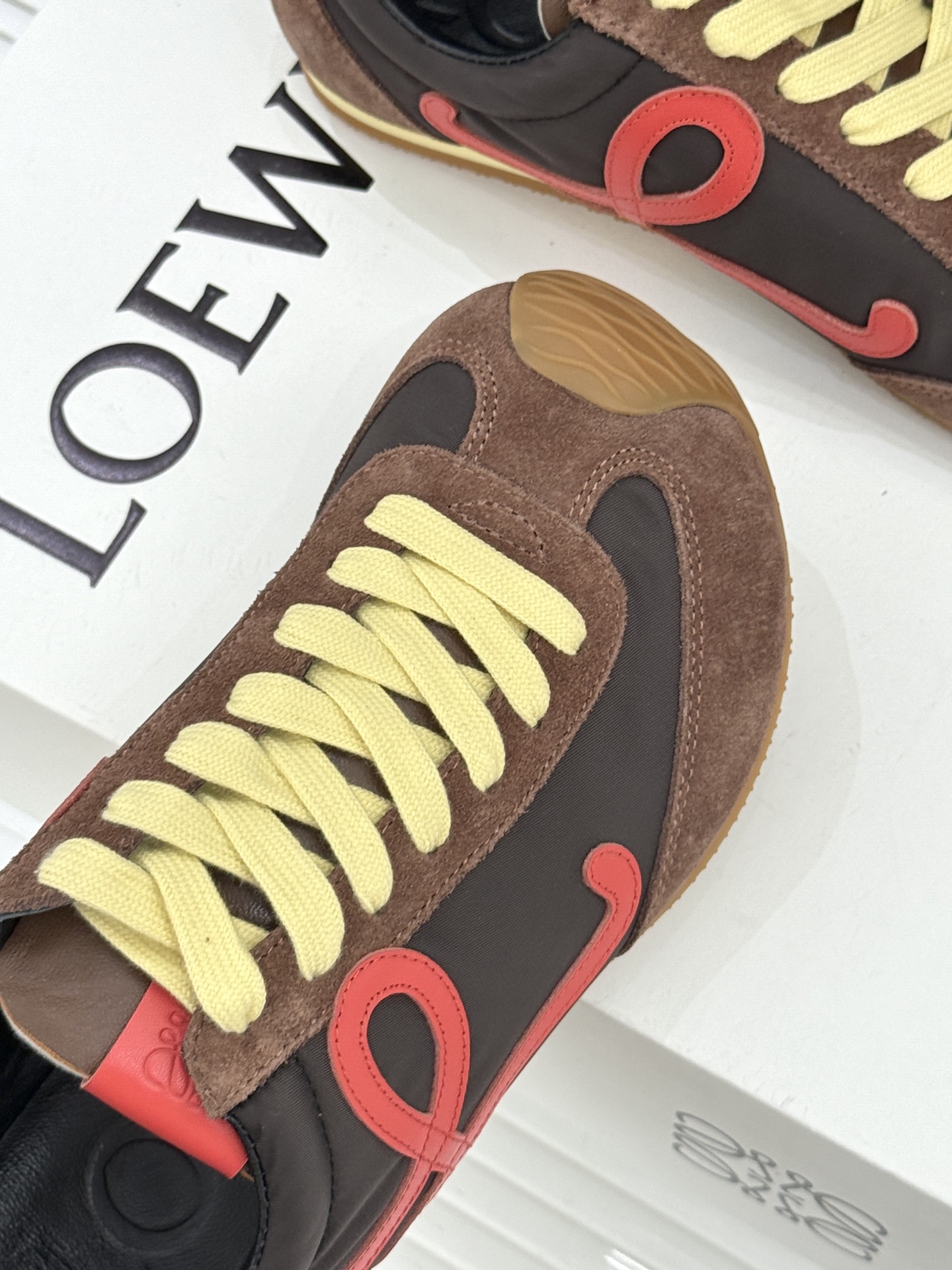 扣子＋10LOEWE/罗意威经典Ballet Runner2.0情侣款复古休闲运动德训鞋当德训鞋褪去街潮