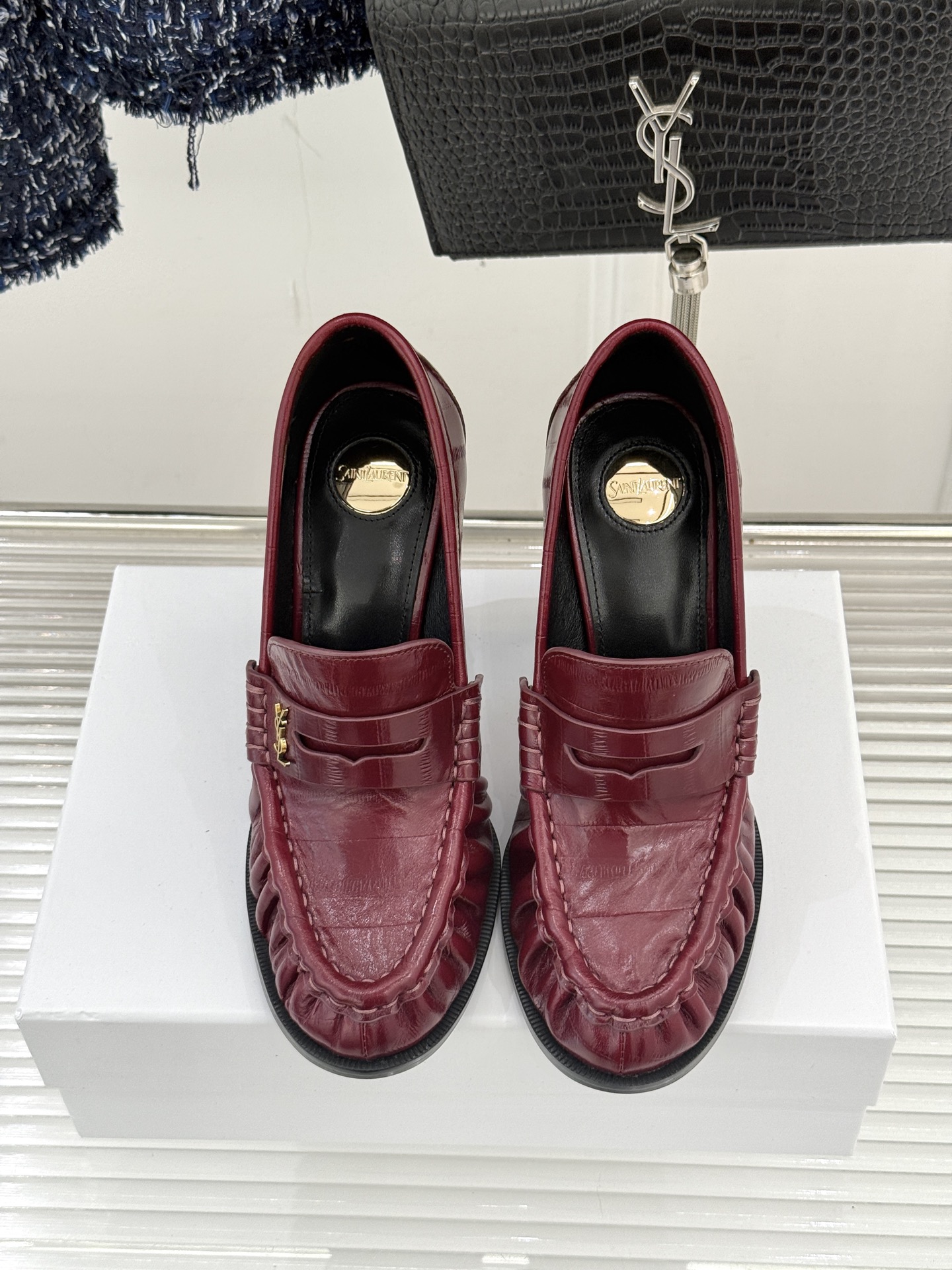 Saint Lauren*圣罗兰26WF新品YSL小logo高跟鞋乐福鞋标志性的小logo是这双鞋的灵魂