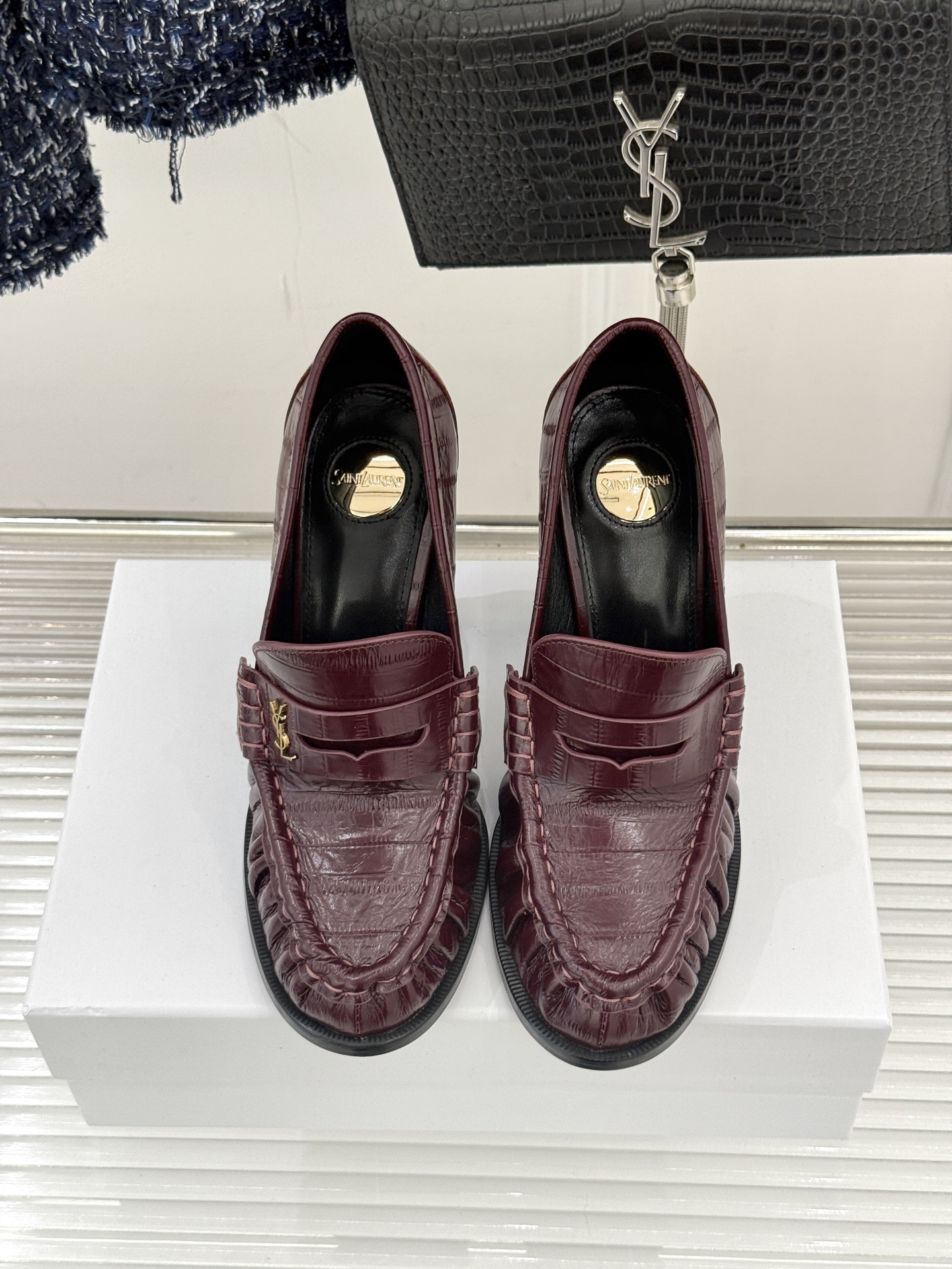 Saint Lauren*圣罗兰26WF新品YSL小logo高跟鞋乐福鞋标志性的小logo是这双鞋的灵魂