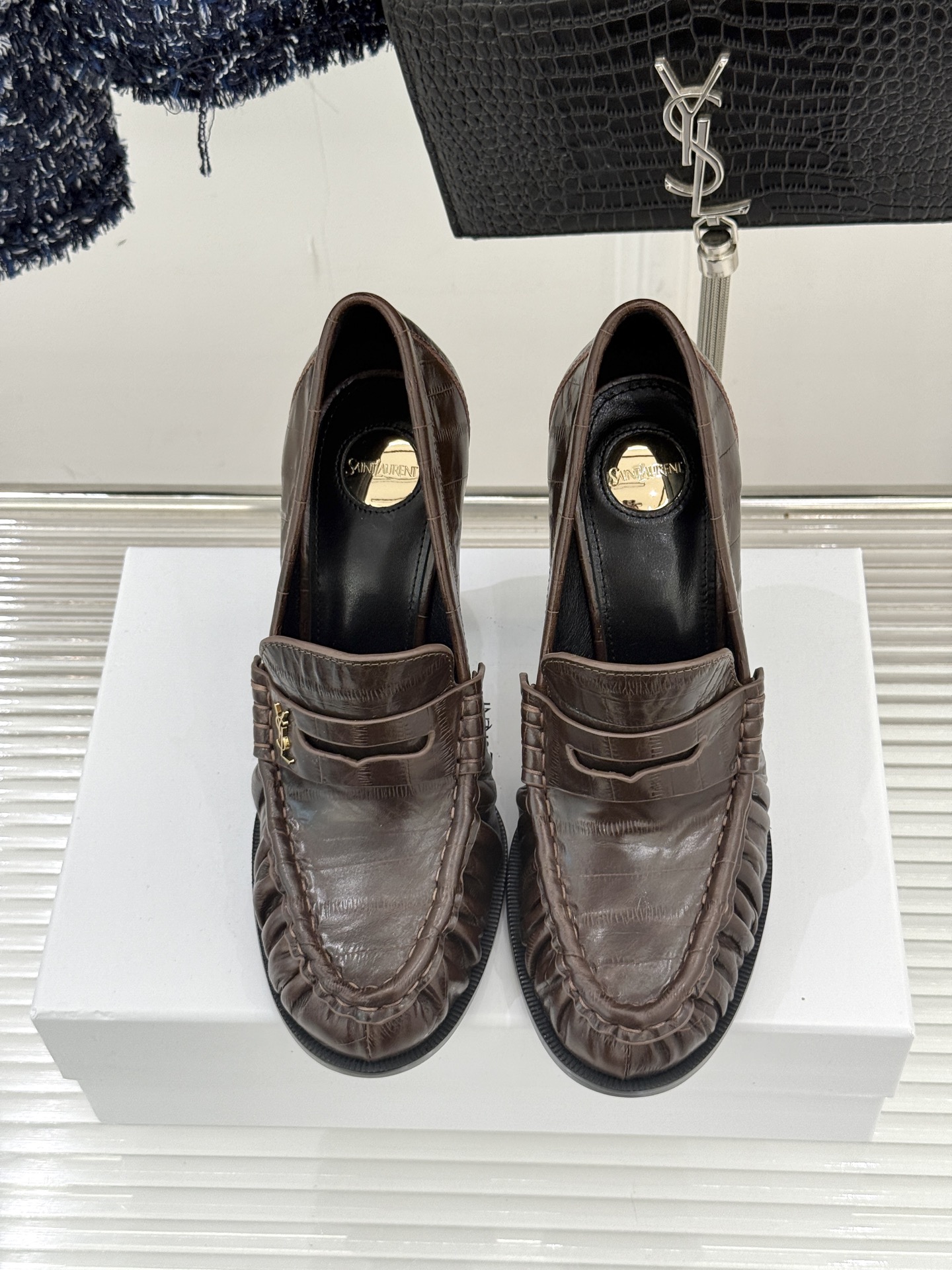 Saint Lauren*圣罗兰26WF新品YSL小logo高跟鞋乐福鞋标志性的小logo是这双鞋的灵魂