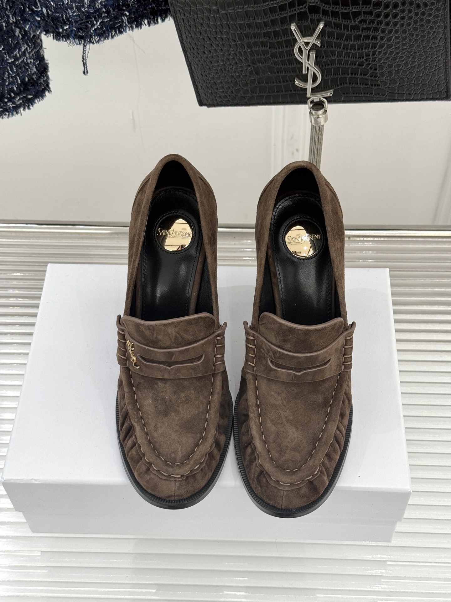 Saint Lauren*圣罗兰26WF新品YSL小logo高跟鞋乐福鞋标志性的小logo是这双鞋的灵魂