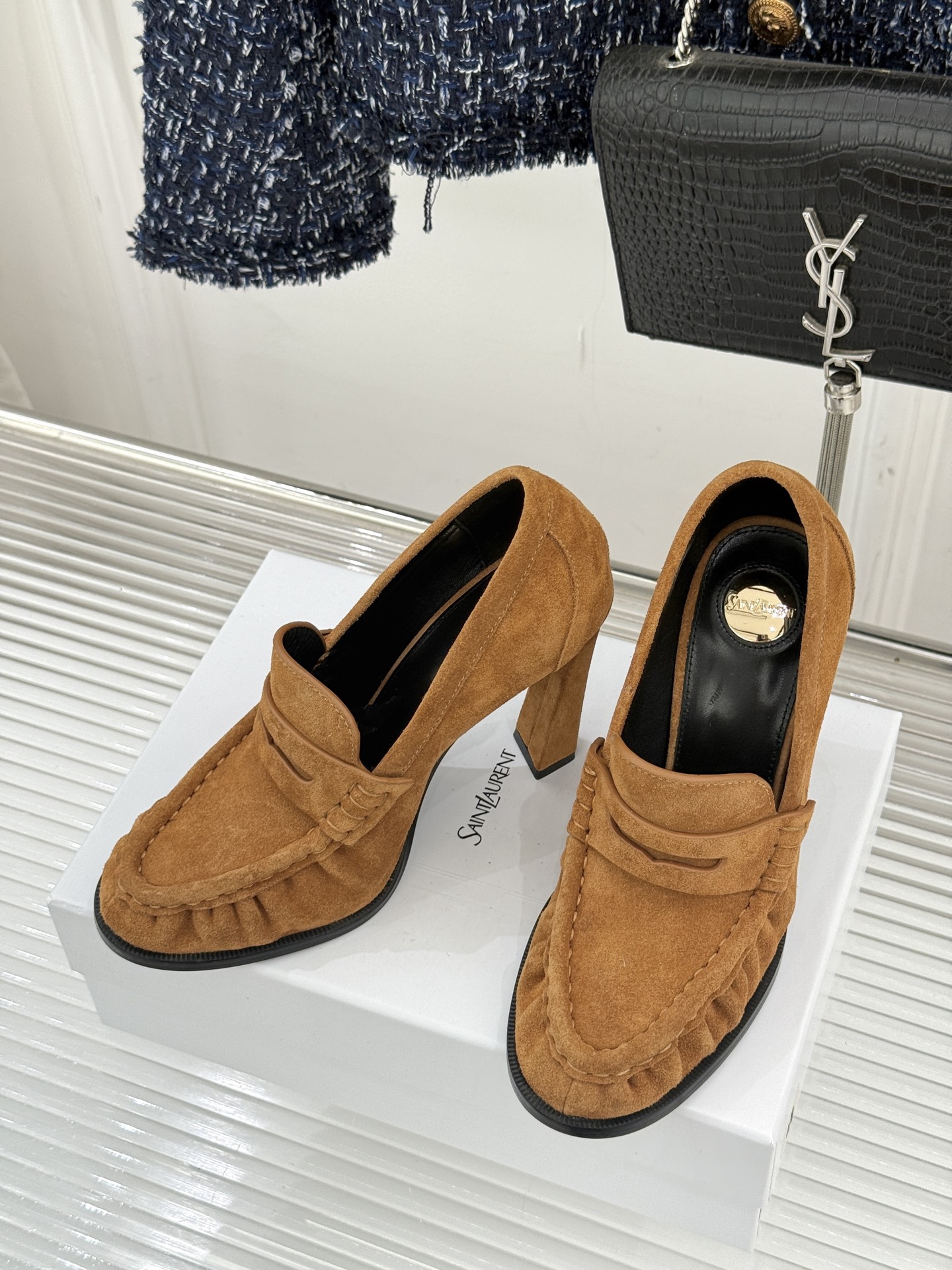 Saint Lauren*圣罗兰26WF新品YSL小logo高跟鞋乐福鞋标志性的小logo是这双鞋的灵魂