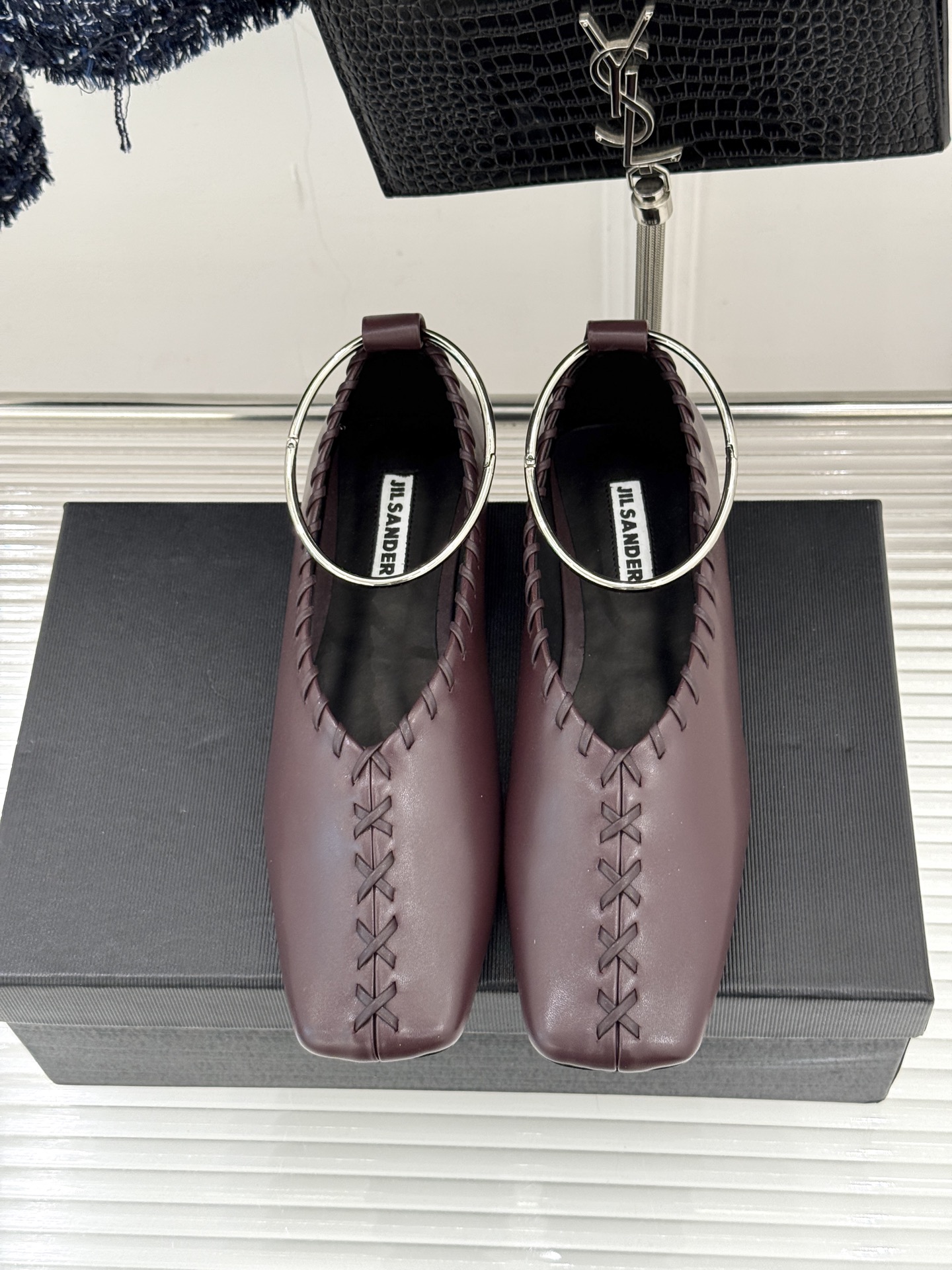 Jil Sander/吉尔桑达经典脚环编织方头平底女巫芭蕾舞玛丽珍鞋以“少即是多”的品牌哲思为骨将复古与