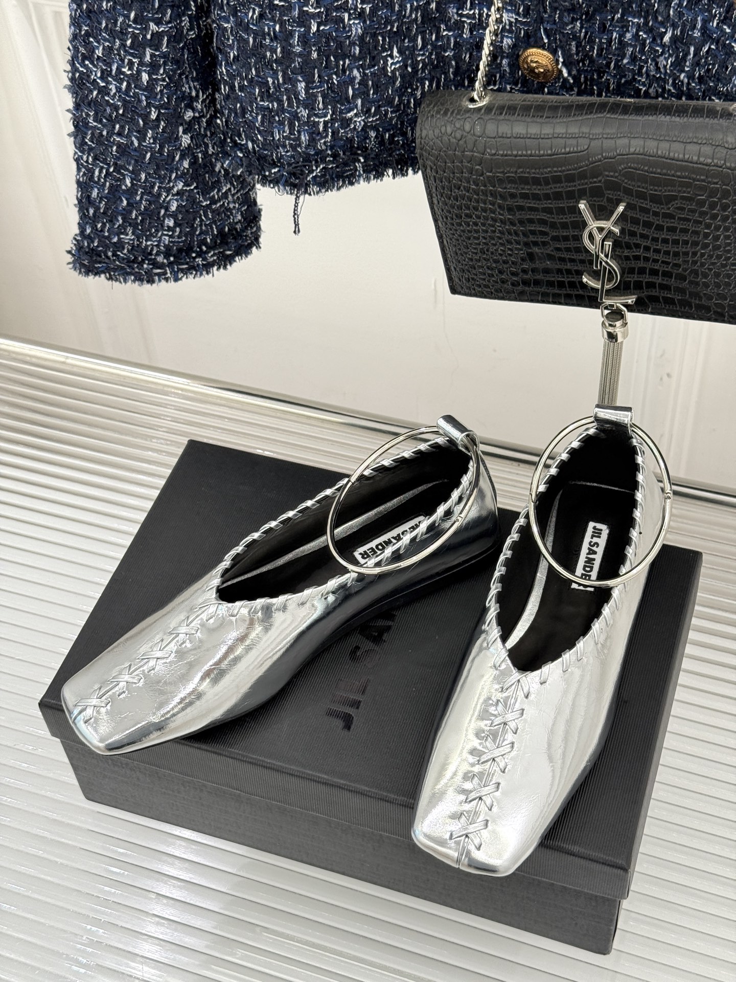 Jil Sander/吉尔桑达经典脚环编织方头平底女巫芭蕾舞玛丽珍鞋以“少即是多”的品牌哲思为骨将复古与