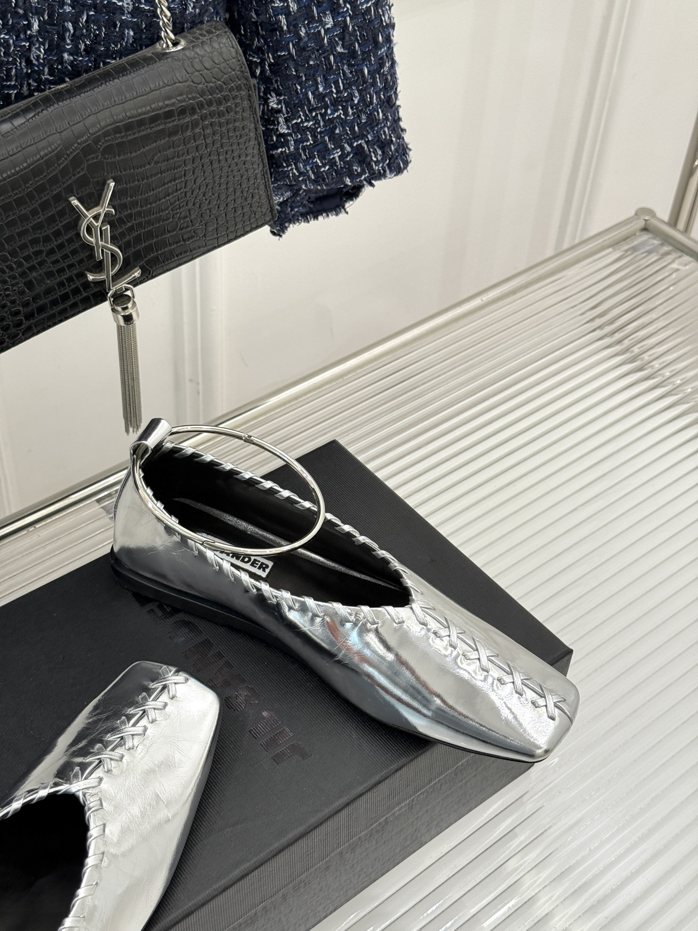 Jil Sander/吉尔桑达经典脚环编织方头平底女巫芭蕾舞玛丽珍鞋以“少即是多”的品牌哲思为骨将复古与