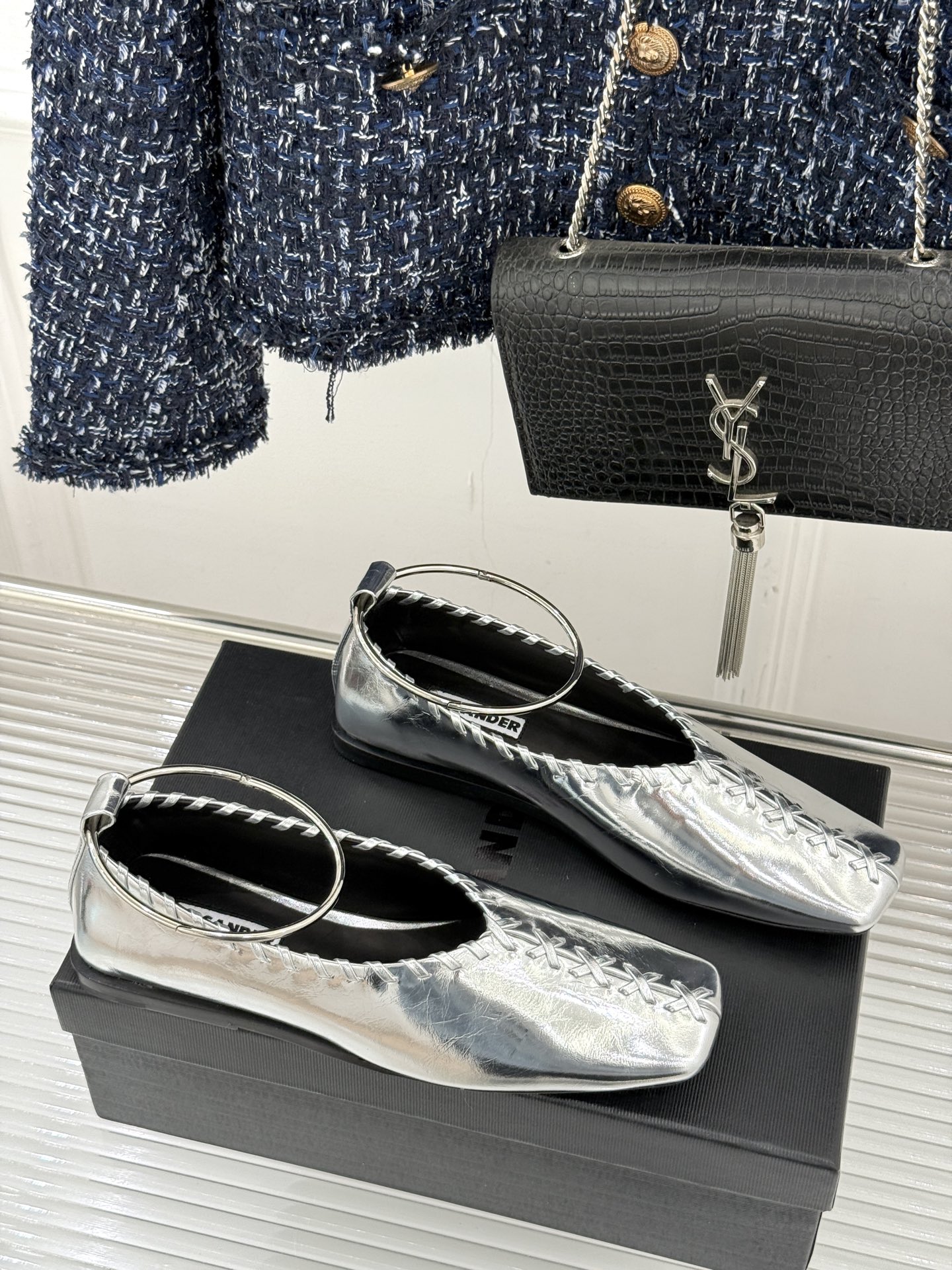 Jil Sander/吉尔桑达经典脚环编织方头平底女巫芭蕾舞玛丽珍鞋以“少即是多”的品牌哲思为骨将复古与