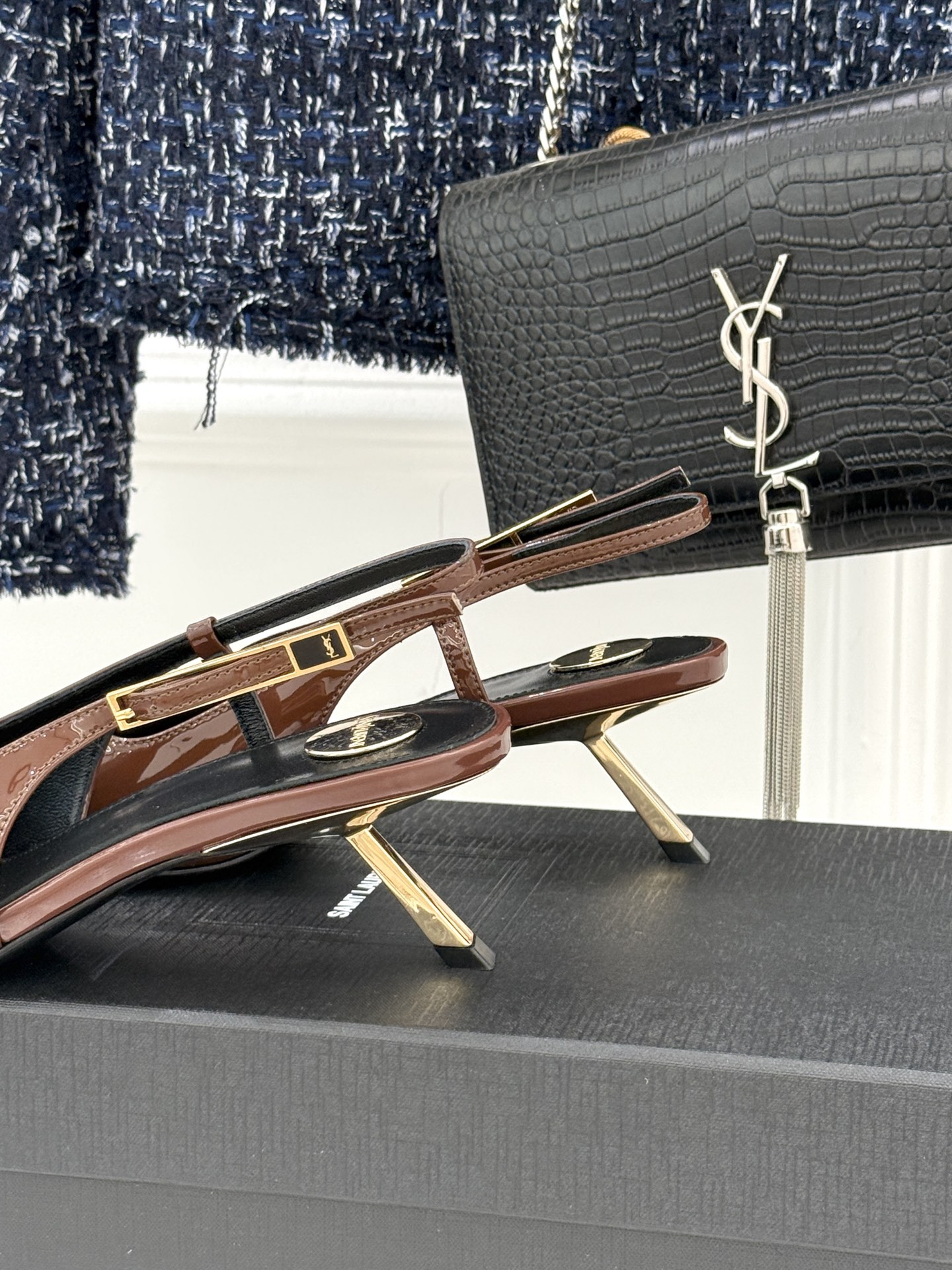 Saint Lauren*YSL圣罗兰26WF新品性感尖头高跟凉鞋简直是为想在夏日slay全场的姐妹而生