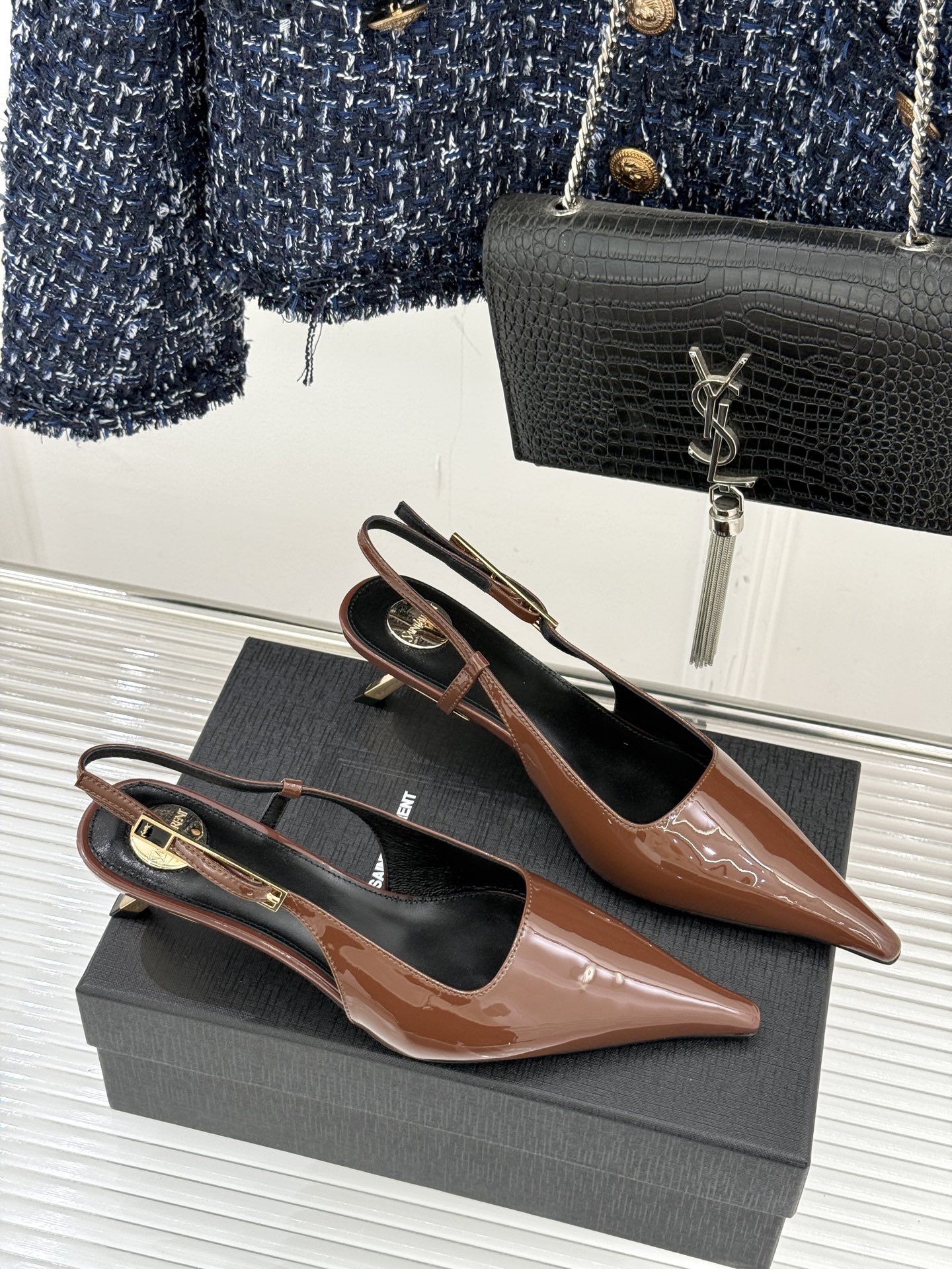 Saint Lauren*YSL圣罗兰26WF新品性感尖头高跟凉鞋简直是为想在夏日slay全场的姐妹而生