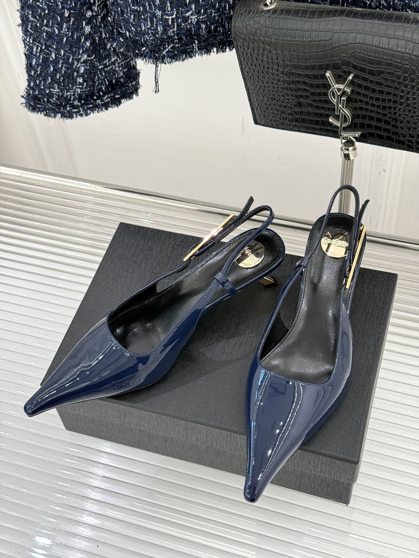 Saint Lauren*YSL圣罗兰26WF新品性感尖头高跟凉鞋简直是为想在夏日slay全场的姐妹而生