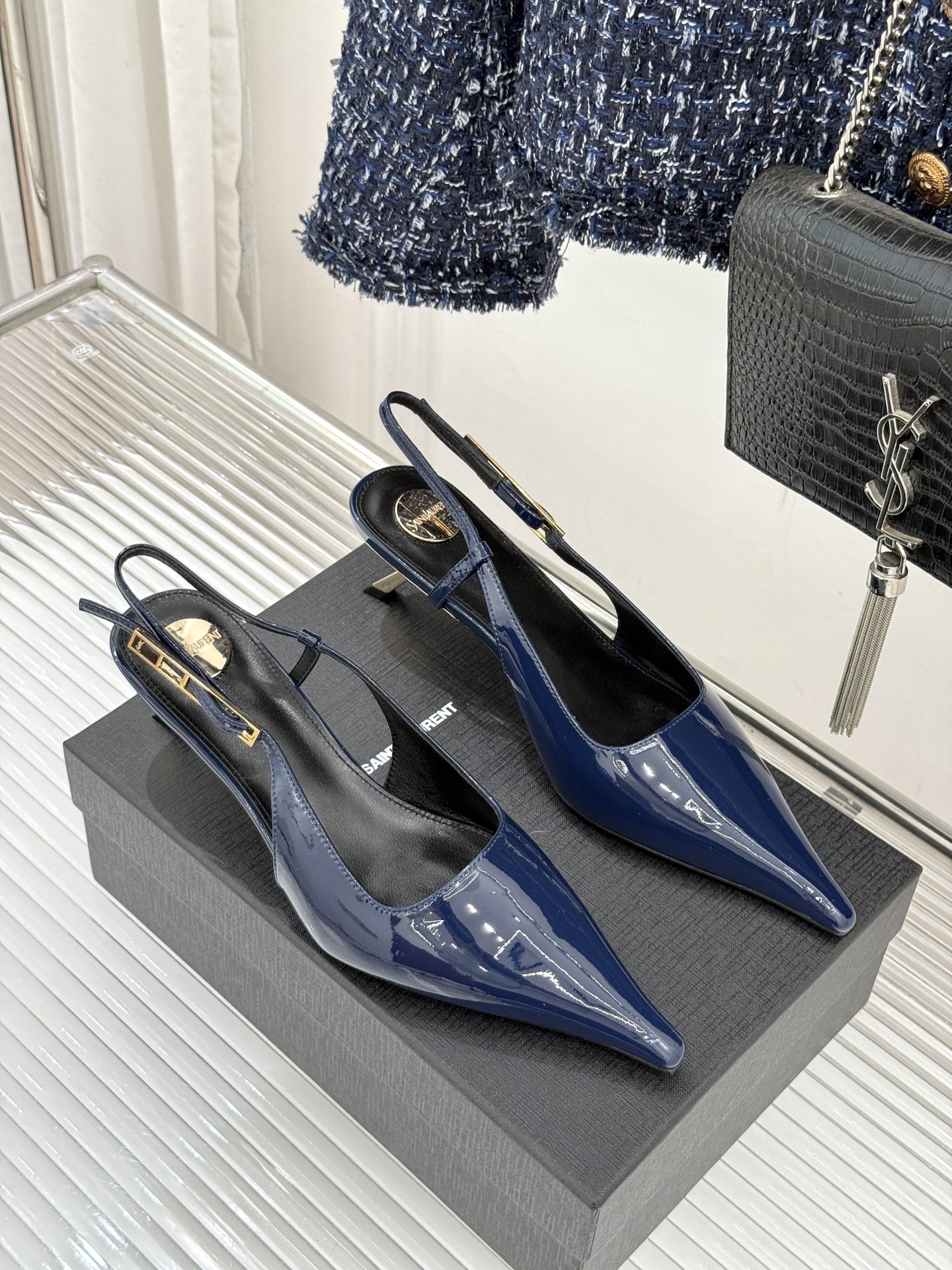 Saint Lauren*YSL圣罗兰26WF新品性感尖头高跟凉鞋简直是为想在夏日slay全场的姐妹而生