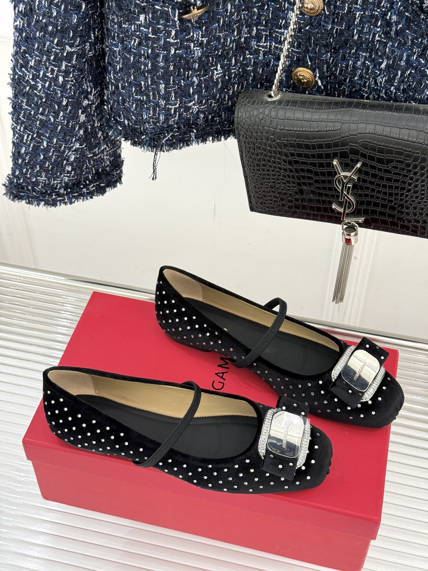 Ferragamo/菲拉格慕26AW早春方头水钻蝴蝶结扣玛丽珍鞋芭蕾舞鞋芭蕾舞鞋柔软天花板呀~气质优雅 