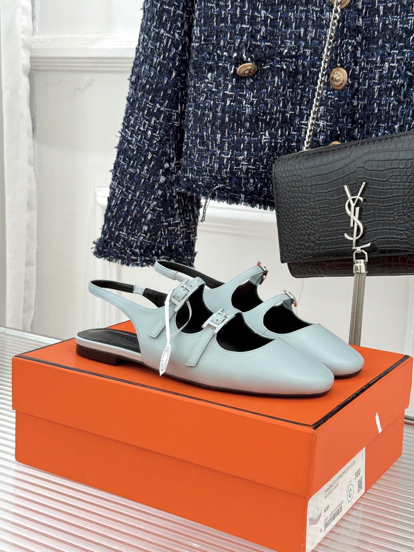 （配原版飞机盒）Hermès/爱马仕经典复古后空平底凉鞋今年夏天H家的凉鞋成功在时尚圈杀疯了入手之后我只