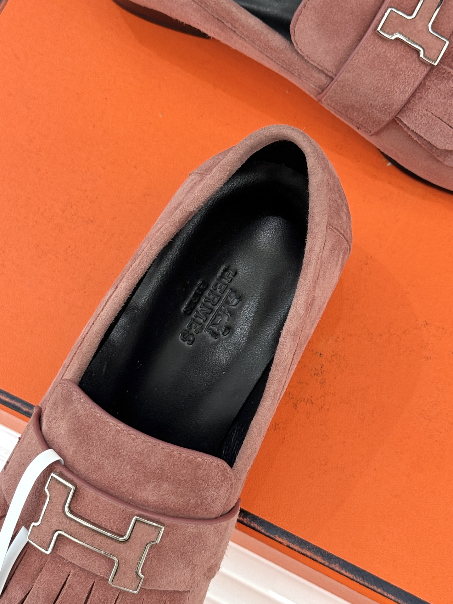 （配原版飞机盒）Hermès/爱马仕经典流苏Kelly扣乐福鞋 超级百搭款 鞋型很秀气 修脚型耐看又精致