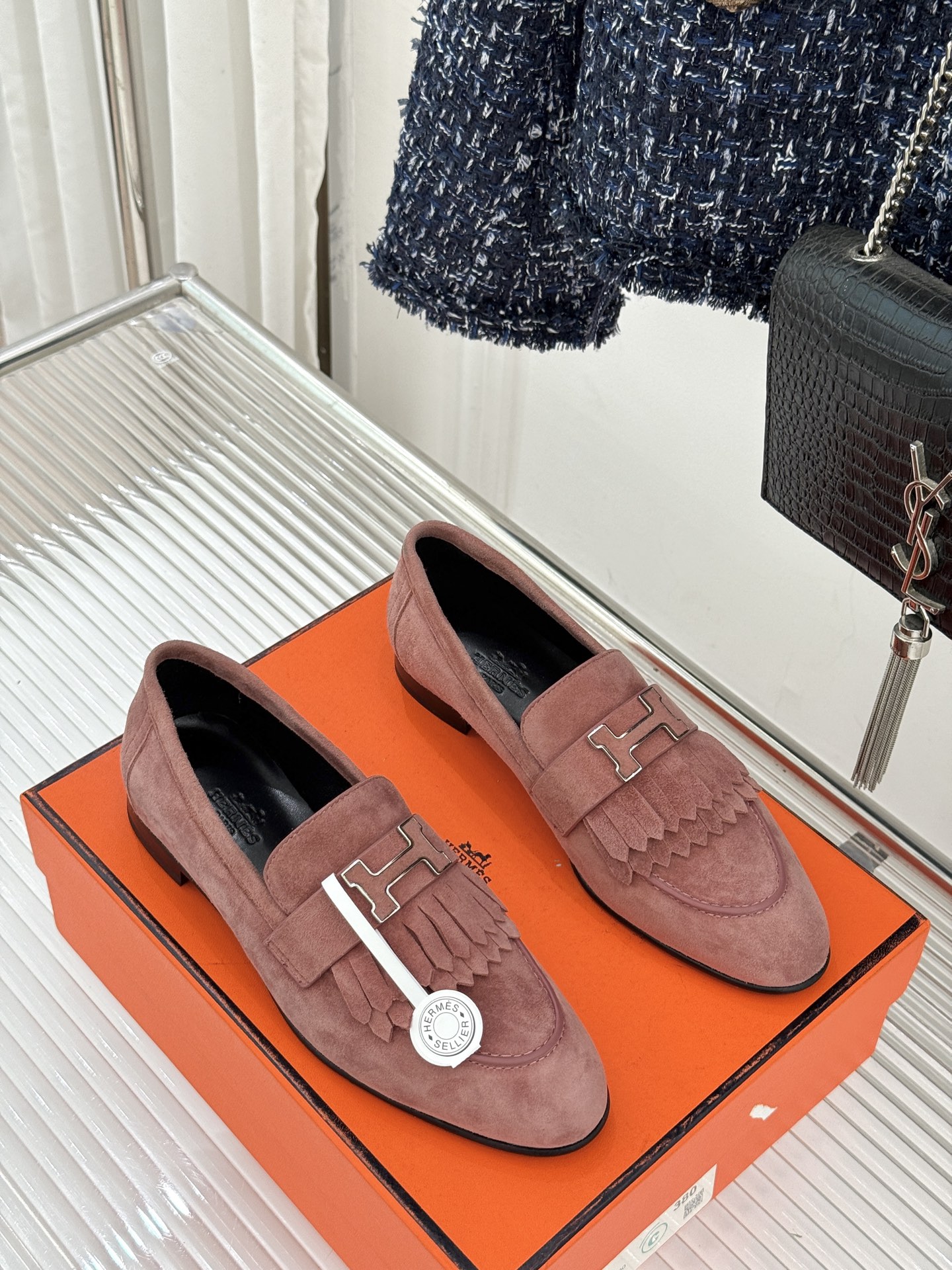 （配原版飞机盒）Hermès/爱马仕经典流苏Kelly扣乐福鞋 超级百搭款 鞋型很秀气 修脚型耐看又精致