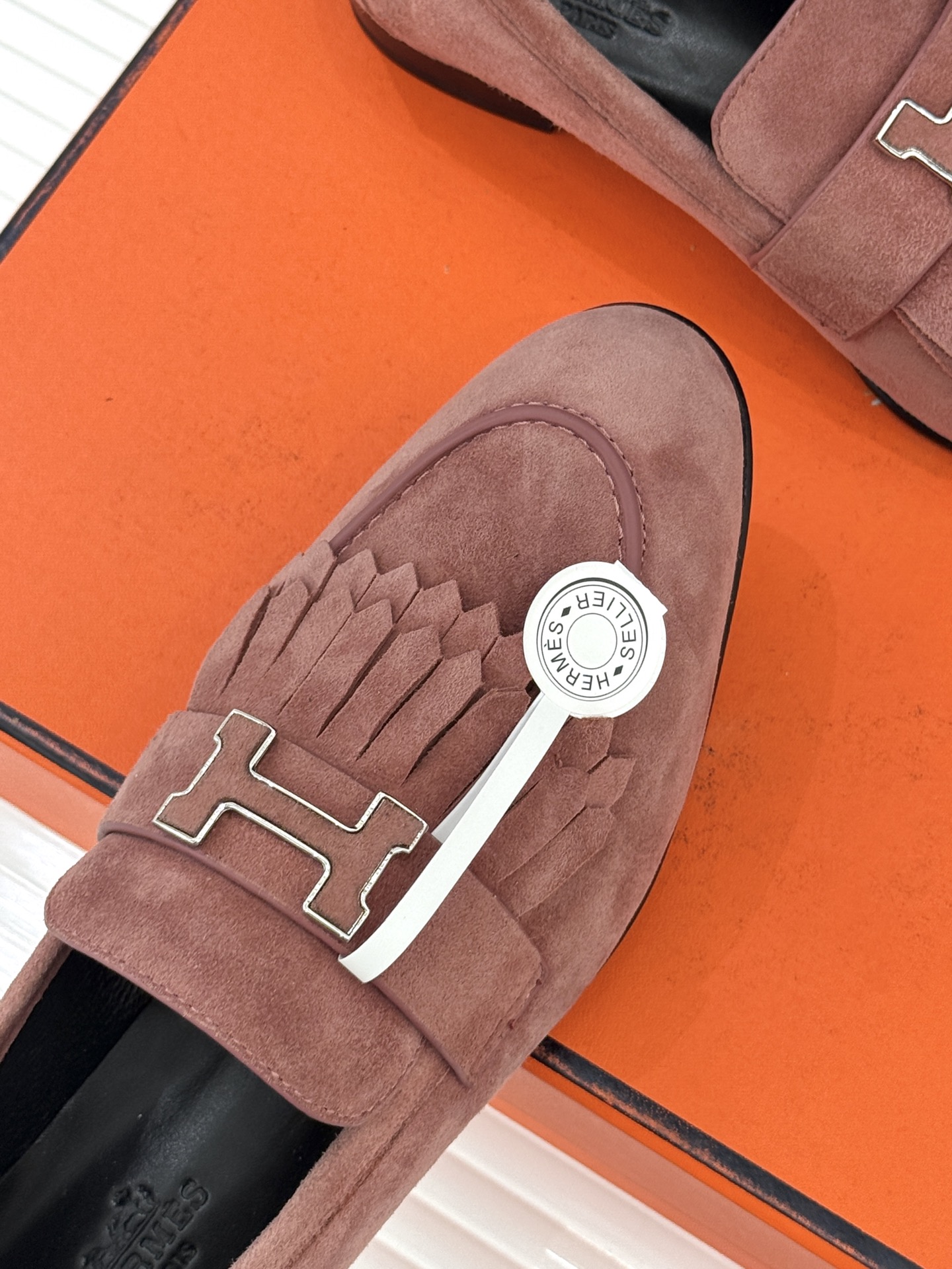 （配原版飞机盒）Hermès/爱马仕经典流苏Kelly扣乐福鞋 超级百搭款 鞋型很秀气 修脚型耐看又精致