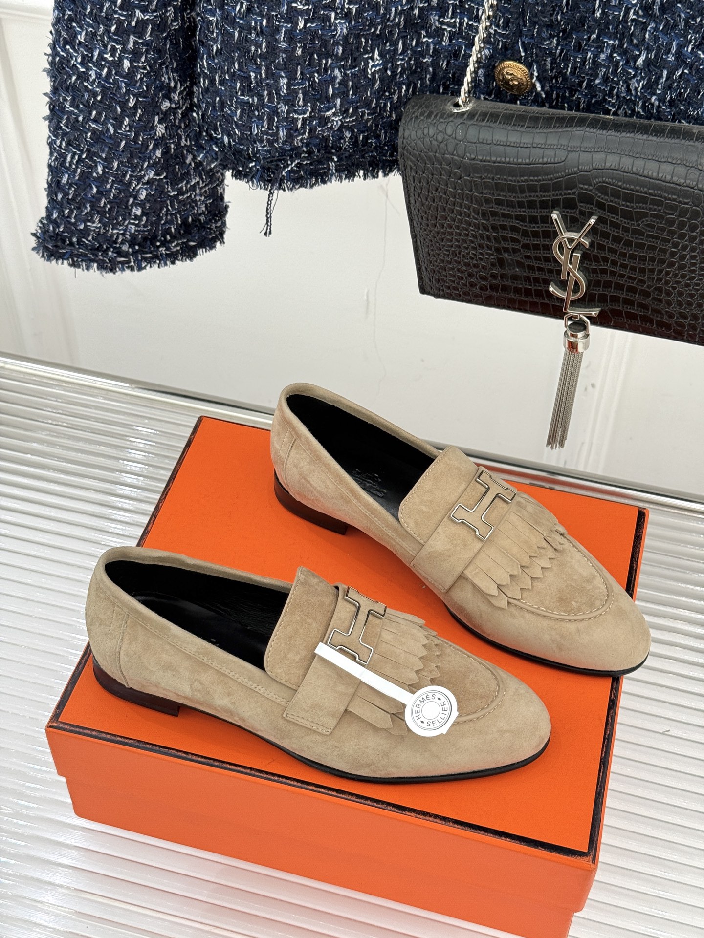 （配原版飞机盒）Hermès/爱马仕经典流苏Kelly扣乐福鞋 超级百搭款 鞋型很秀气 修脚型耐看又精致