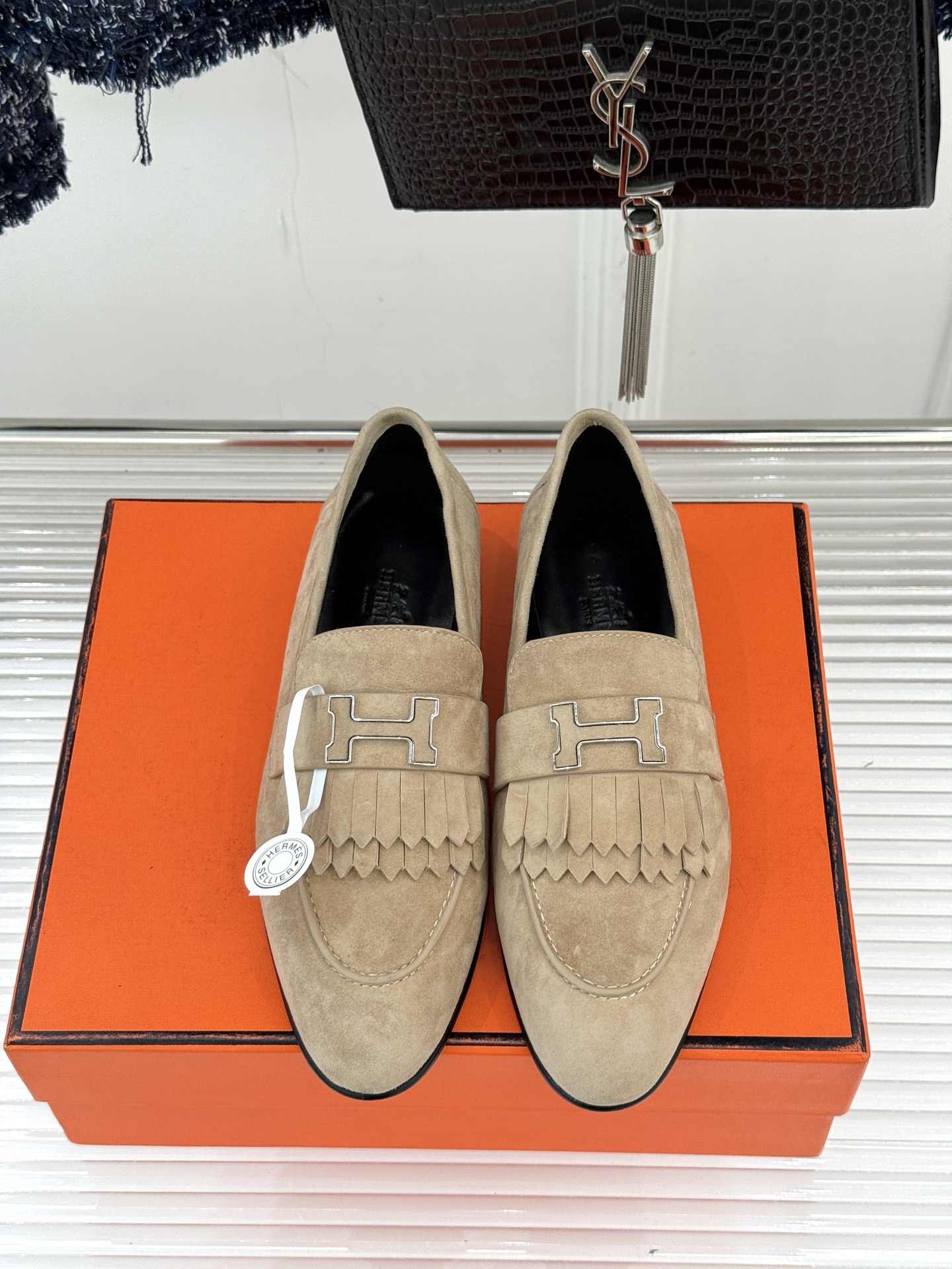 （配原版飞机盒）Hermès/爱马仕经典流苏Kelly扣乐福鞋 超级百搭款 鞋型很秀气 修脚型耐看又精致