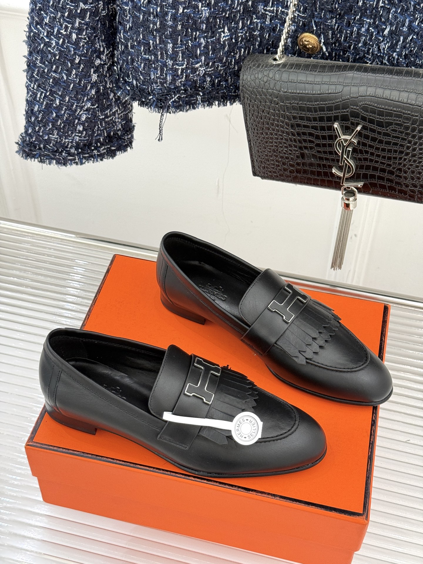 （配原版飞机盒）Hermès/爱马仕经典流苏Kelly扣乐福鞋 超级百搭款 鞋型很秀气 修脚型耐看又精致