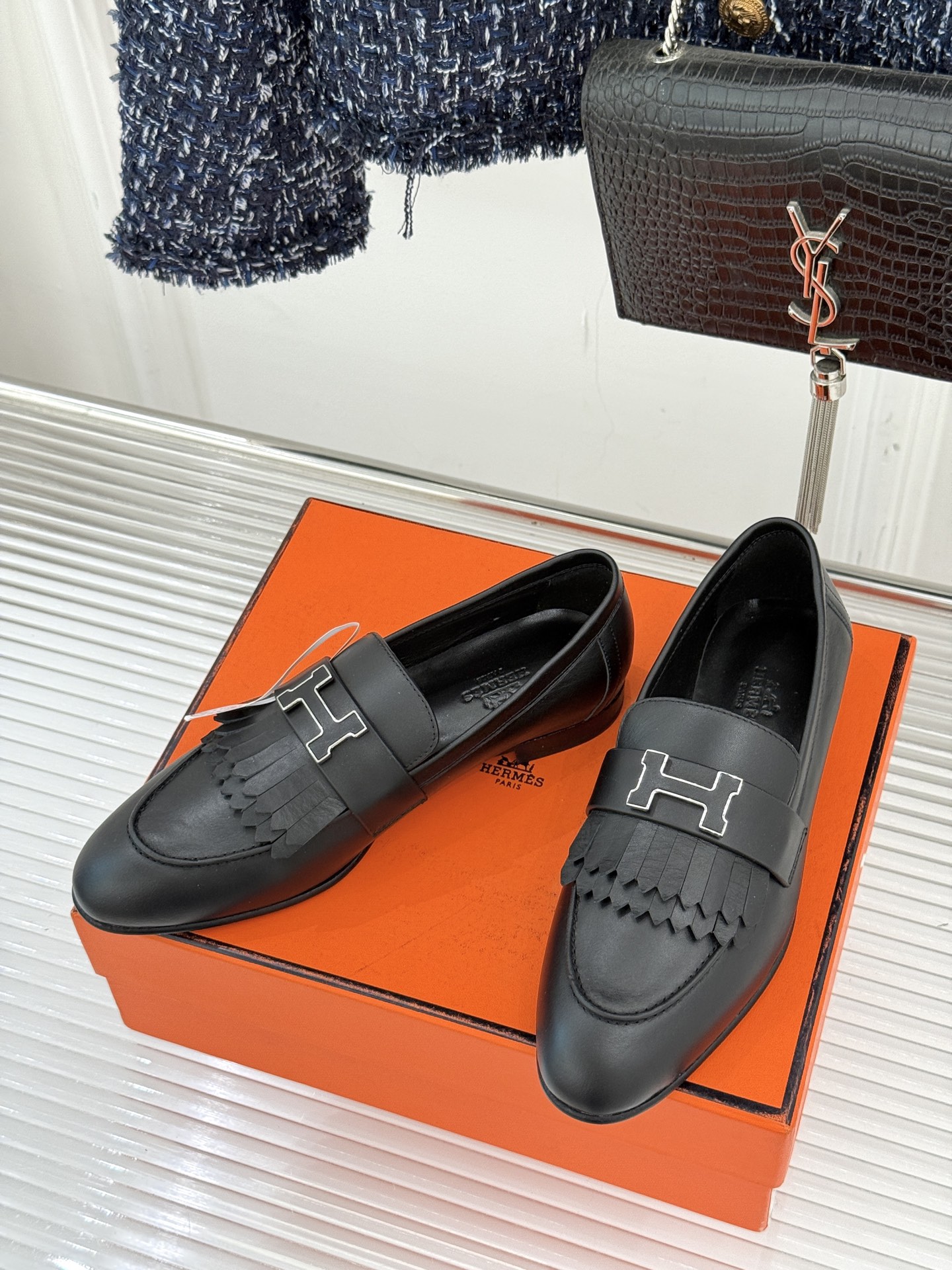 （配原版飞机盒）Hermès/爱马仕经典流苏Kelly扣乐福鞋 超级百搭款 鞋型很秀气 修脚型耐看又精致