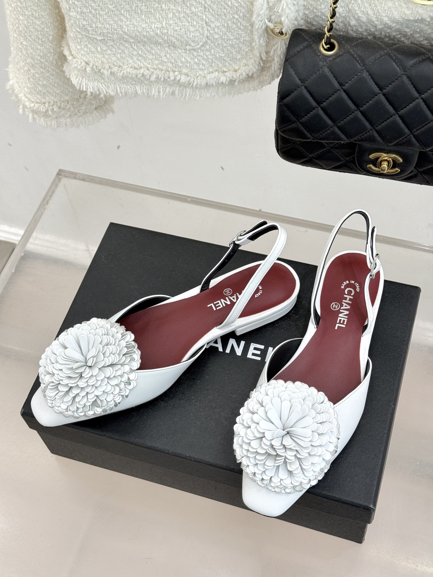 CHANE*｜小香26X圣诞限定系列金银双生花朵高跟鞋粗跟单鞋当圣诞的铃音撞碎冬日月光这个系列携金银双生